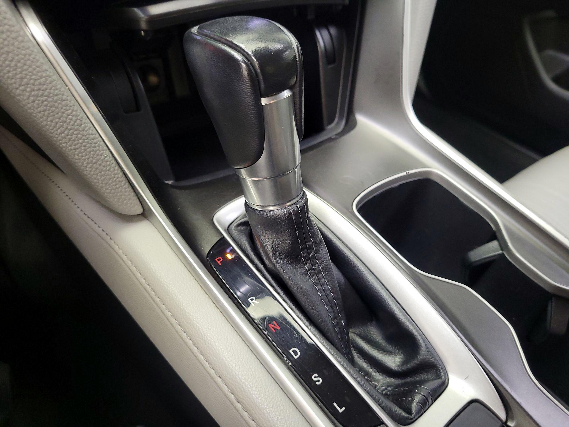 Thumbnail: 2020 Honda Accord - 17