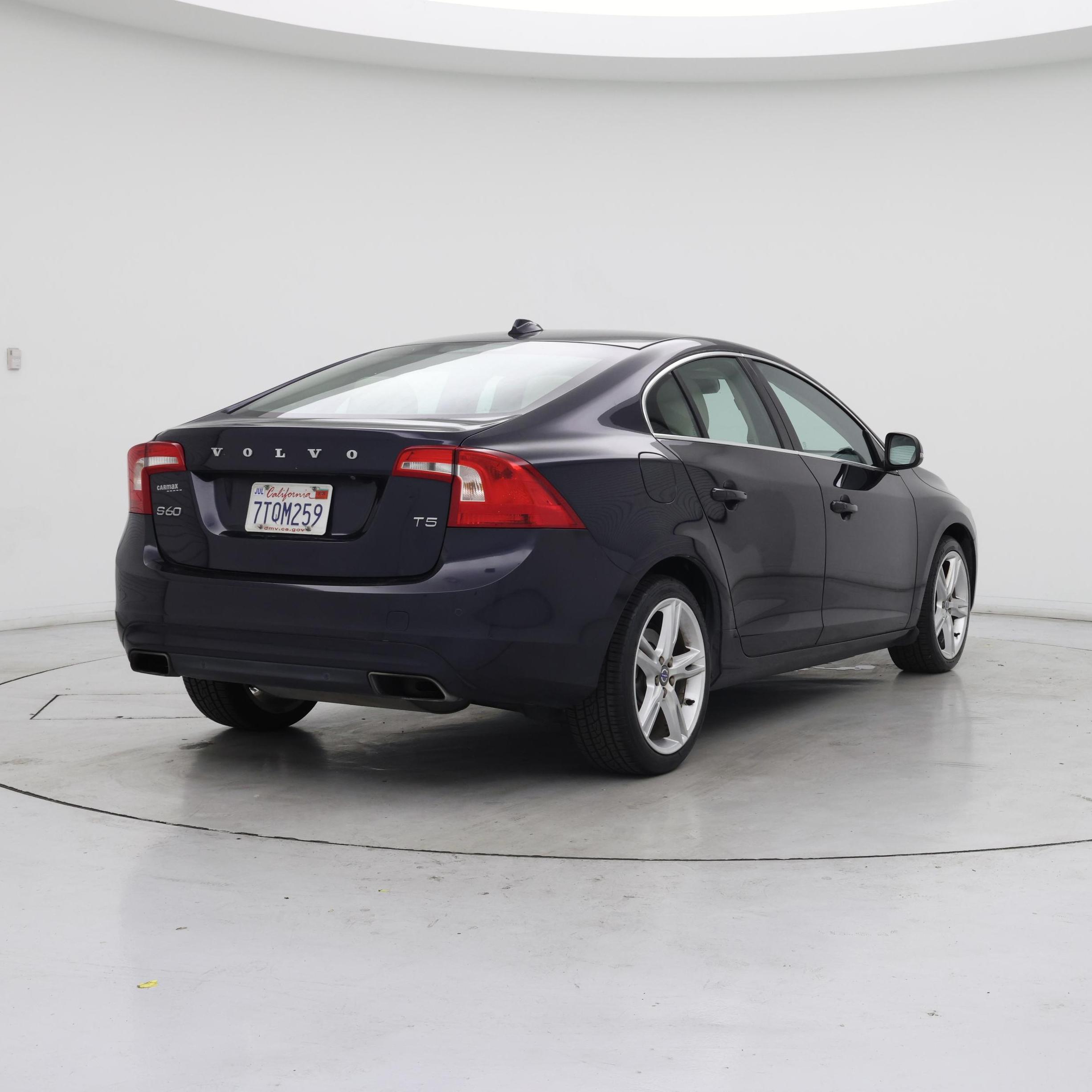 Thumbnail: 2016 Volvo S60 - 8