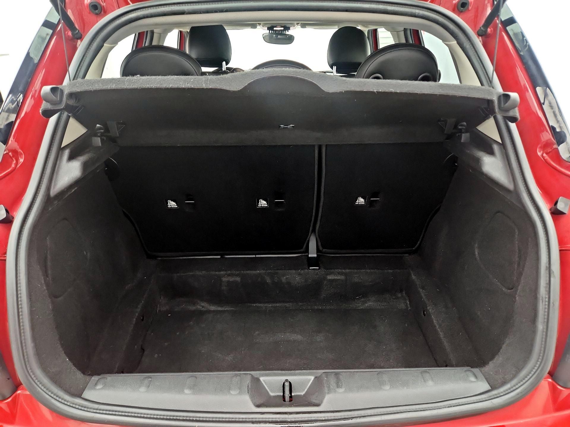 Thumbnail: 2016 MINI Cooper Hardtop - 19