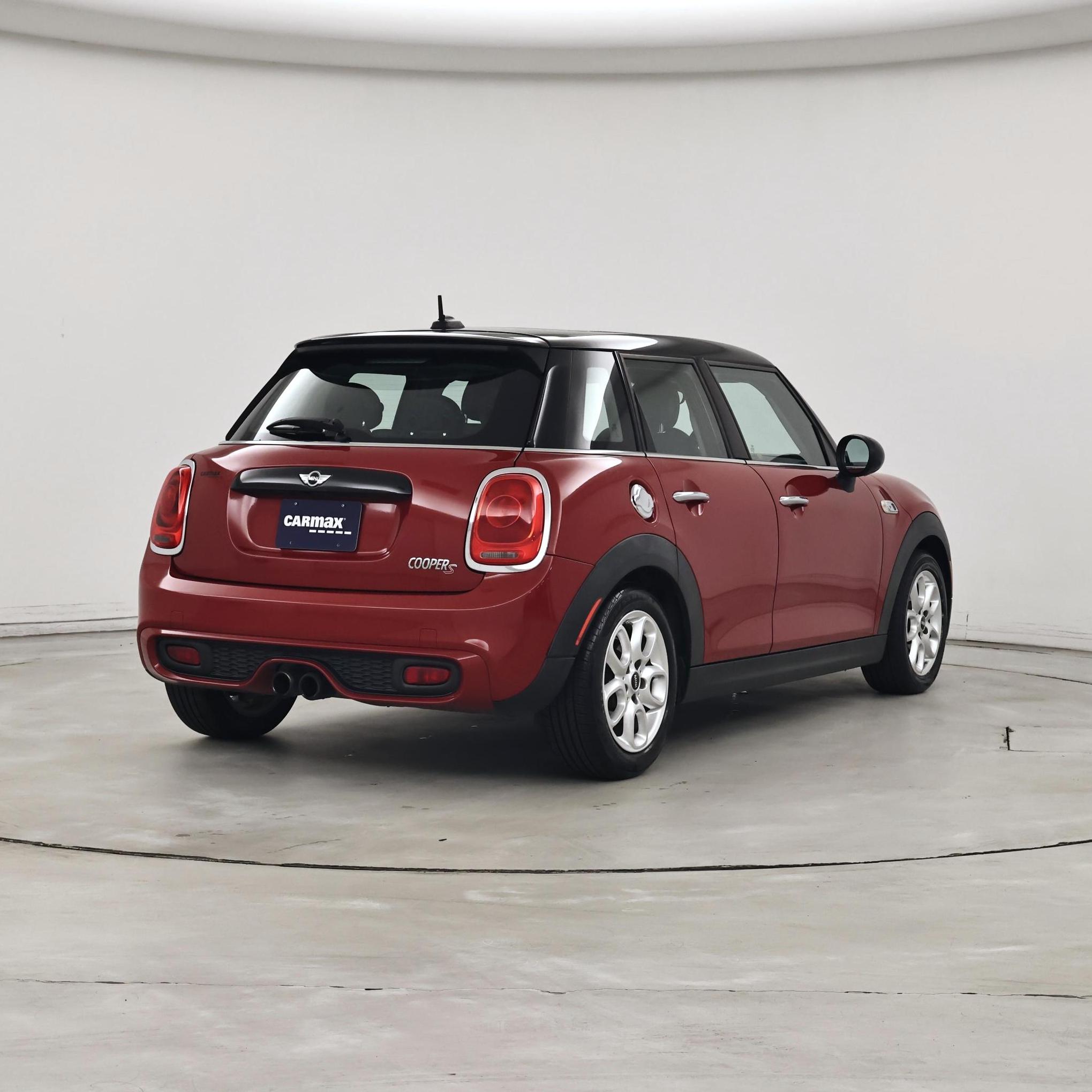 Thumbnail: 2016 MINI Cooper Hardtop - 8