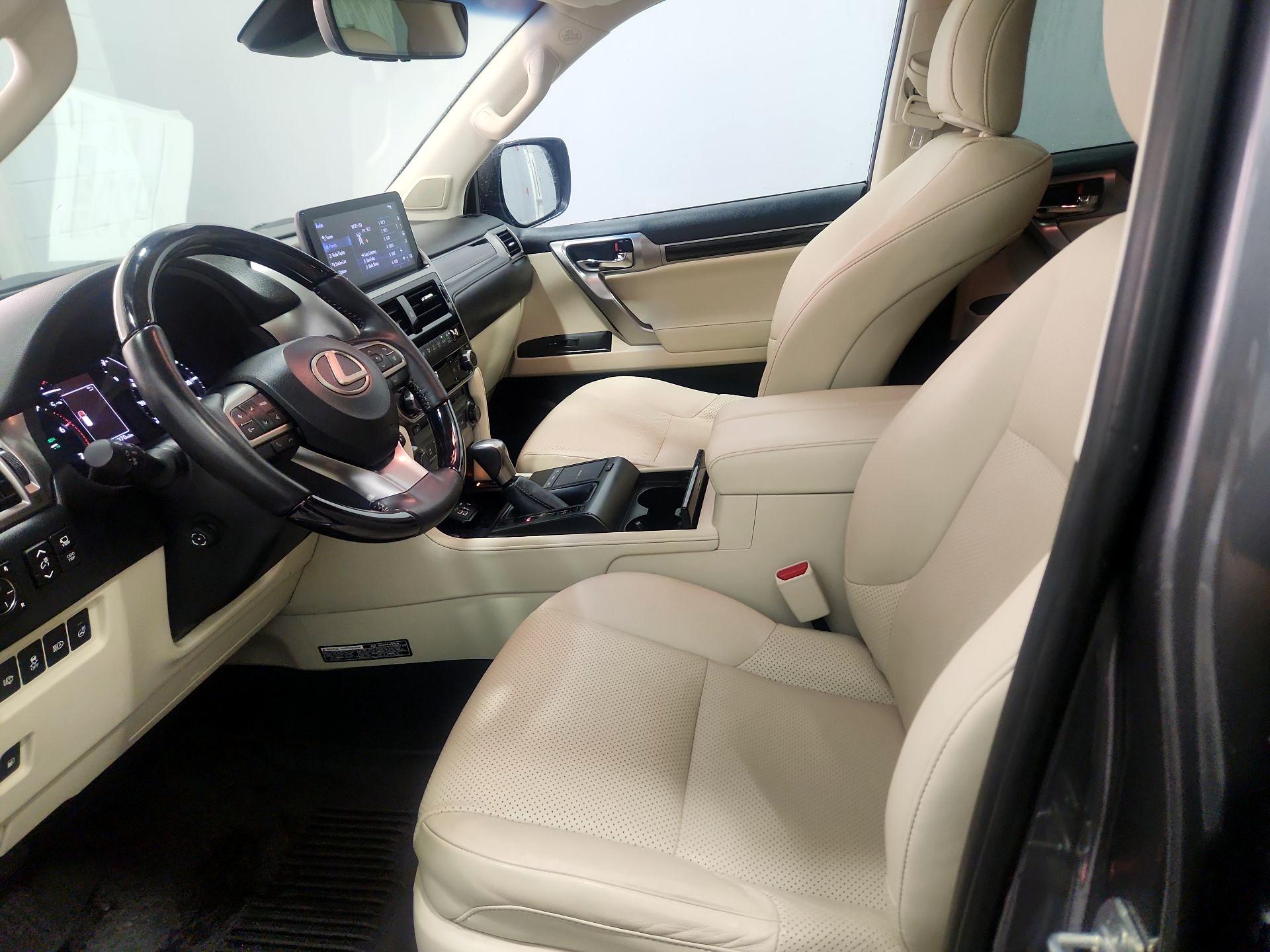 Thumbnail: 2023 Lexus GX - 11