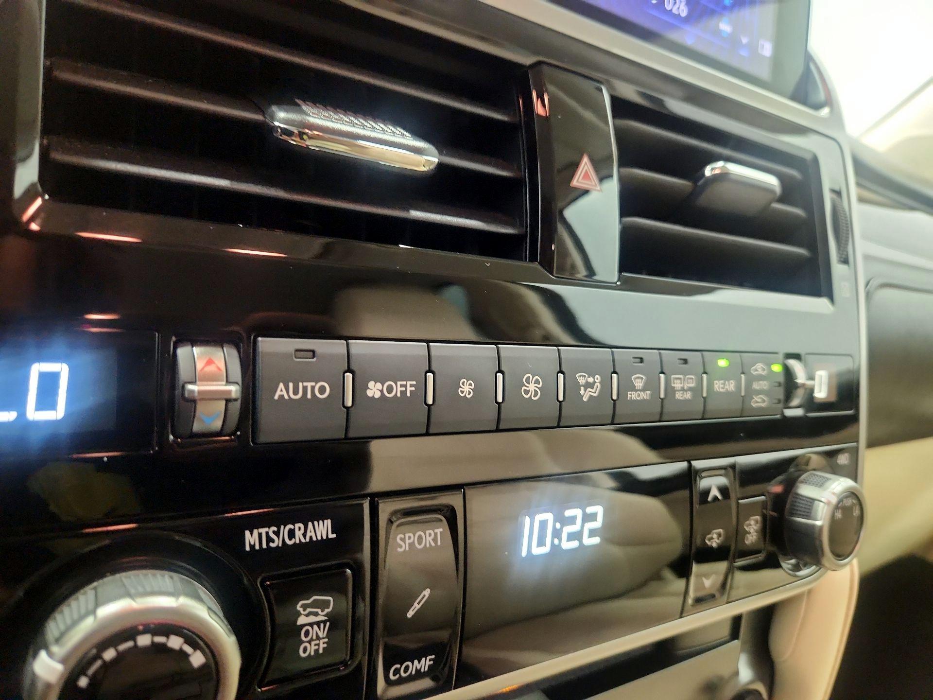 Thumbnail: 2023 Lexus GX - 16