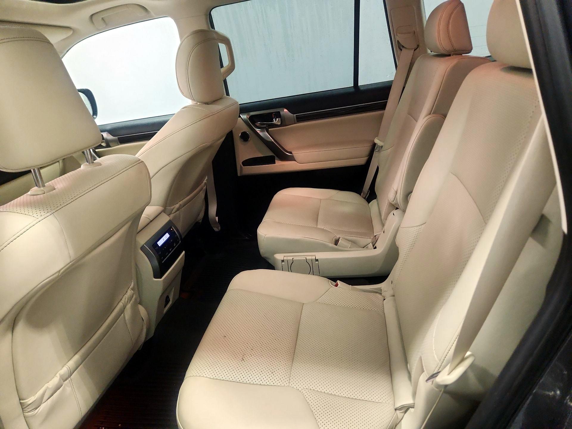 Thumbnail: 2023 Lexus GX - 20