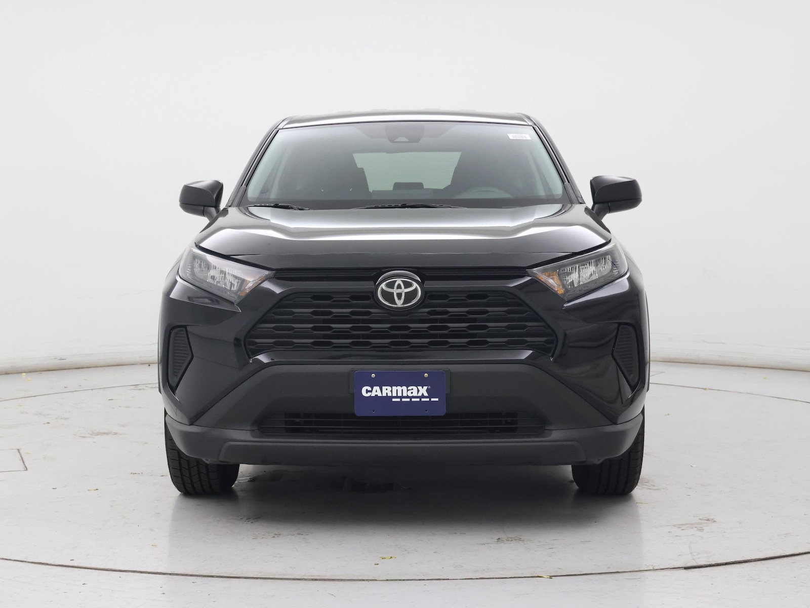 2022 Toyota RAV4 LE - Photo 6
