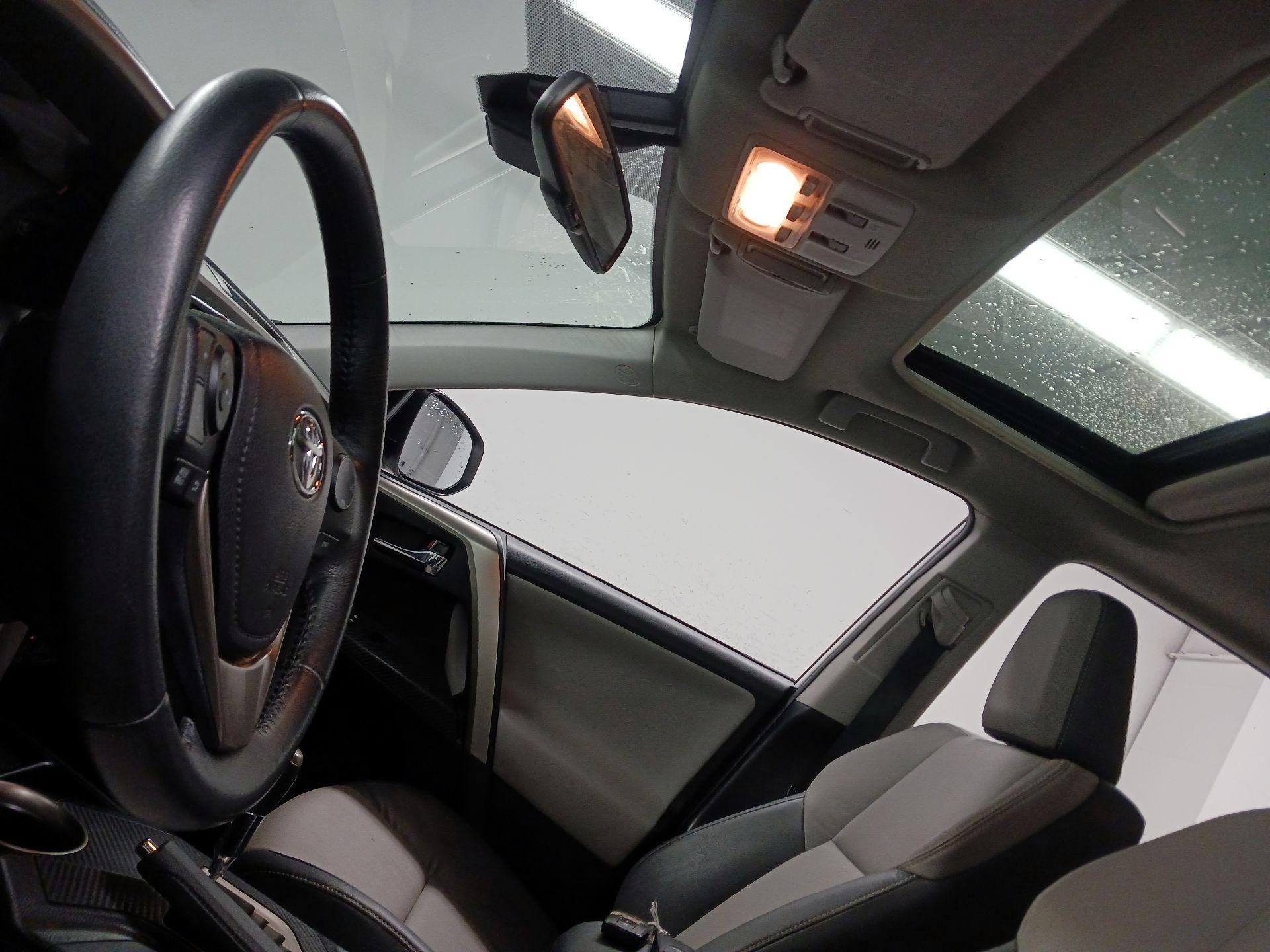 Thumbnail: 2014 Toyota RAV4 - 18