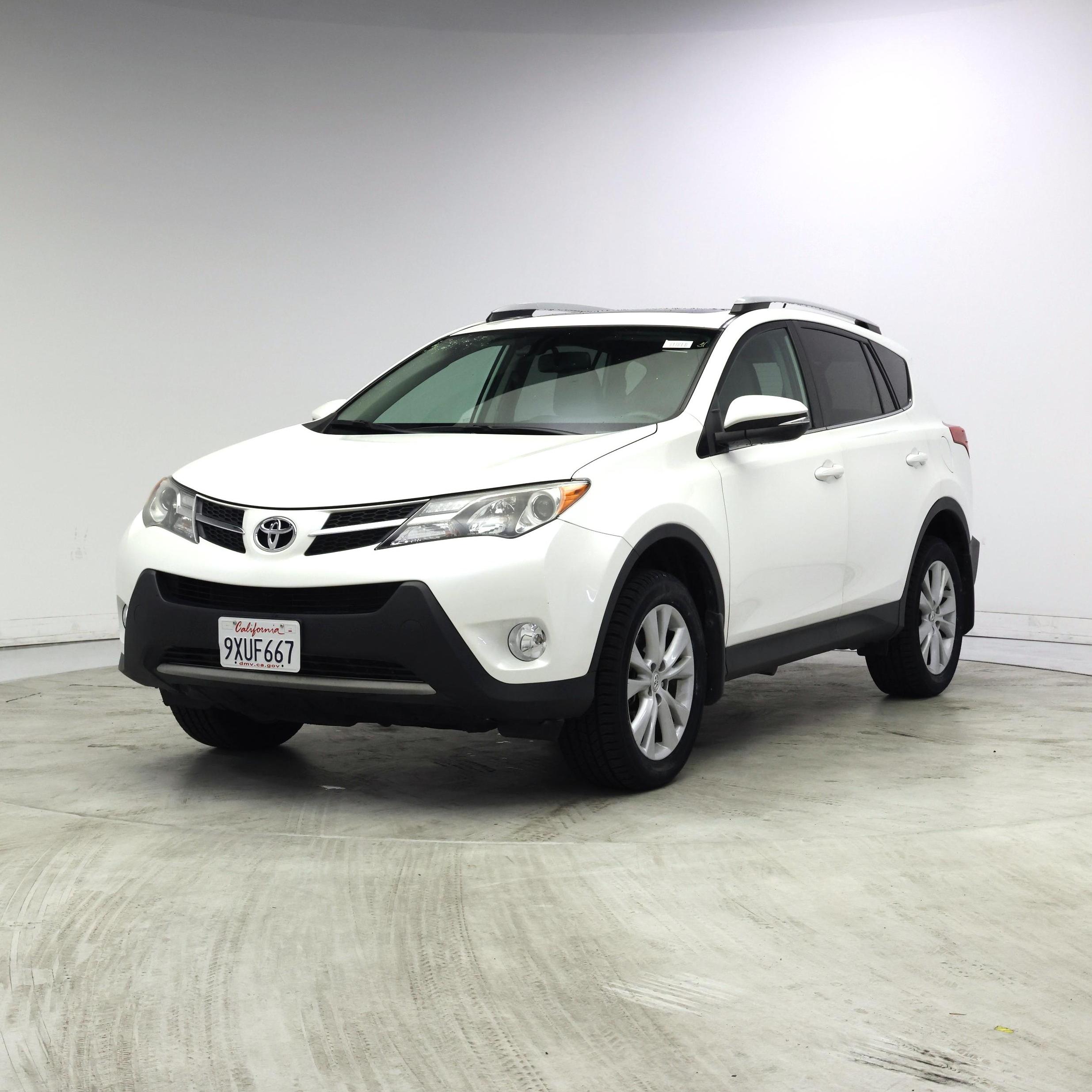 Thumbnail: 2014 Toyota RAV4 - 4