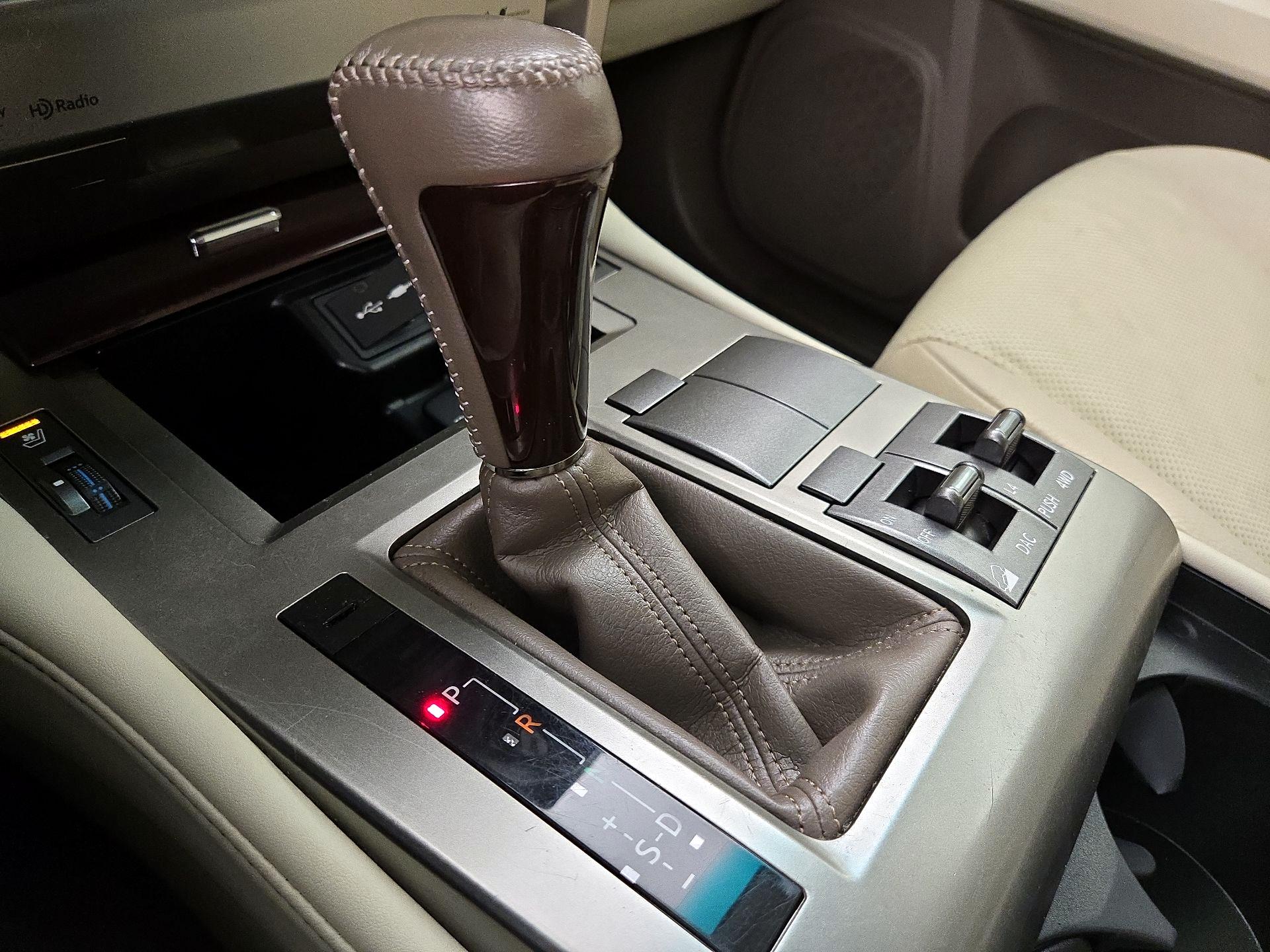 Thumbnail: 2019 Lexus GX - 16