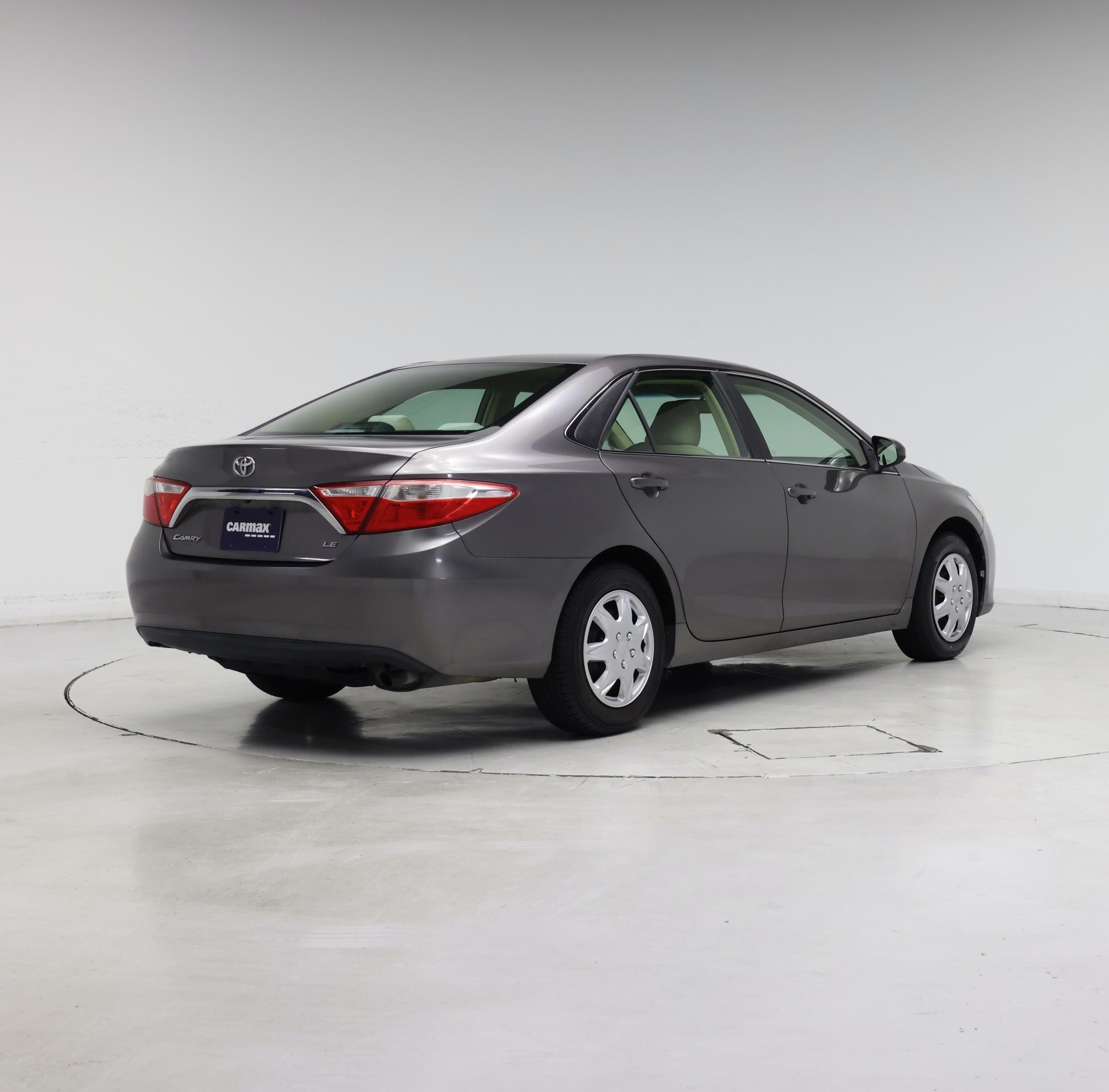 Thumbnail: 2017 Toyota Camry - 8
