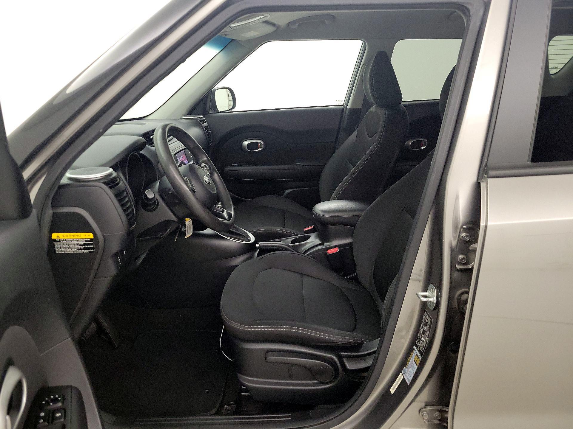 Thumbnail: 2015 Kia Soul - 11