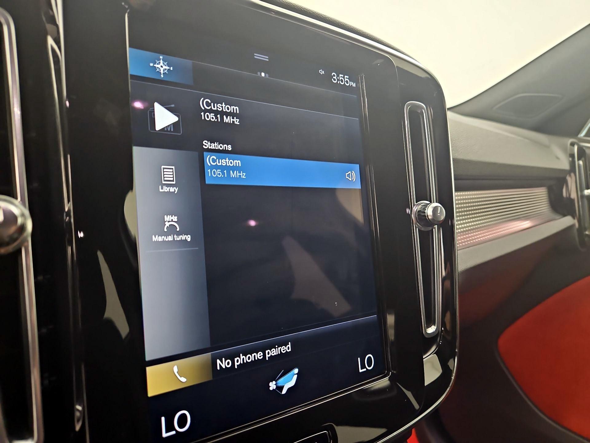 Thumbnail: 2021 Volvo XC40 - 15