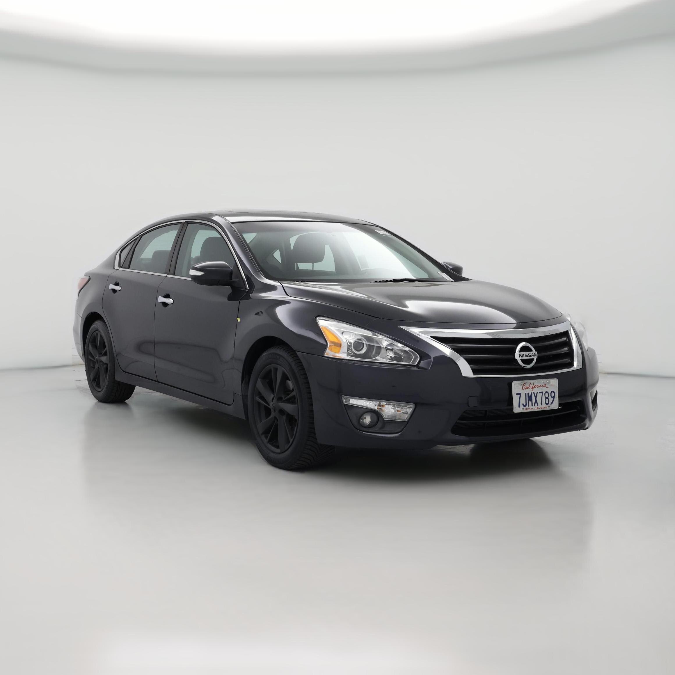 Thumbnail: 2015 Nissan Altima - 1