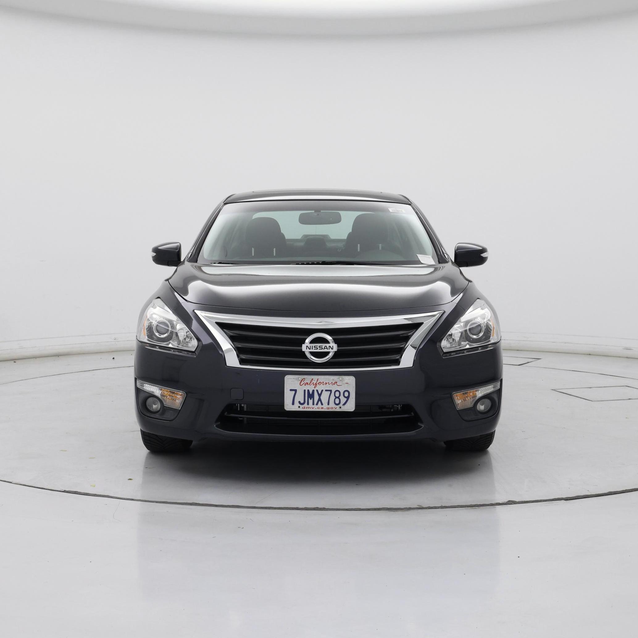 Thumbnail: 2015 Nissan Altima - 5