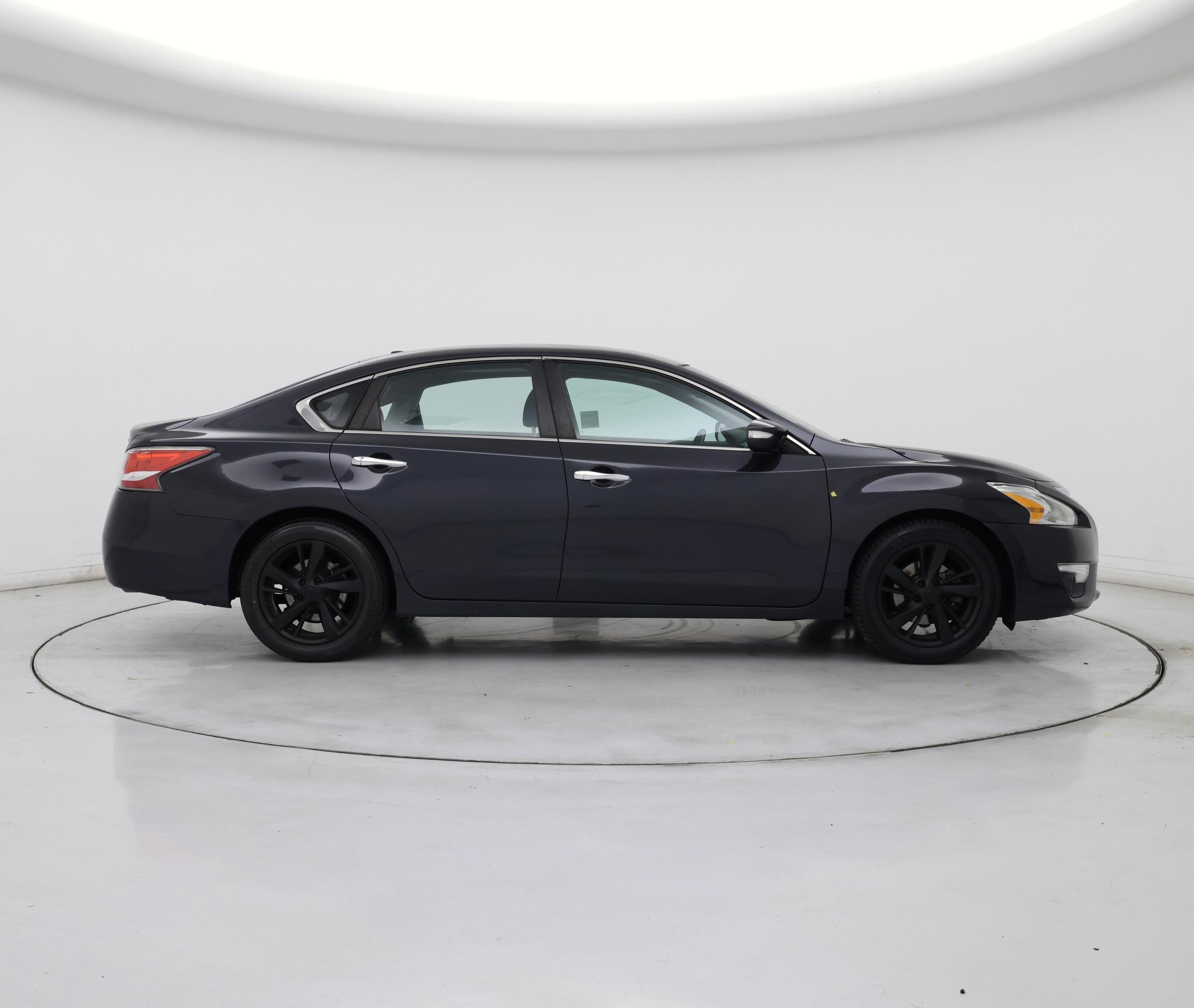 Thumbnail: 2015 Nissan Altima - 7