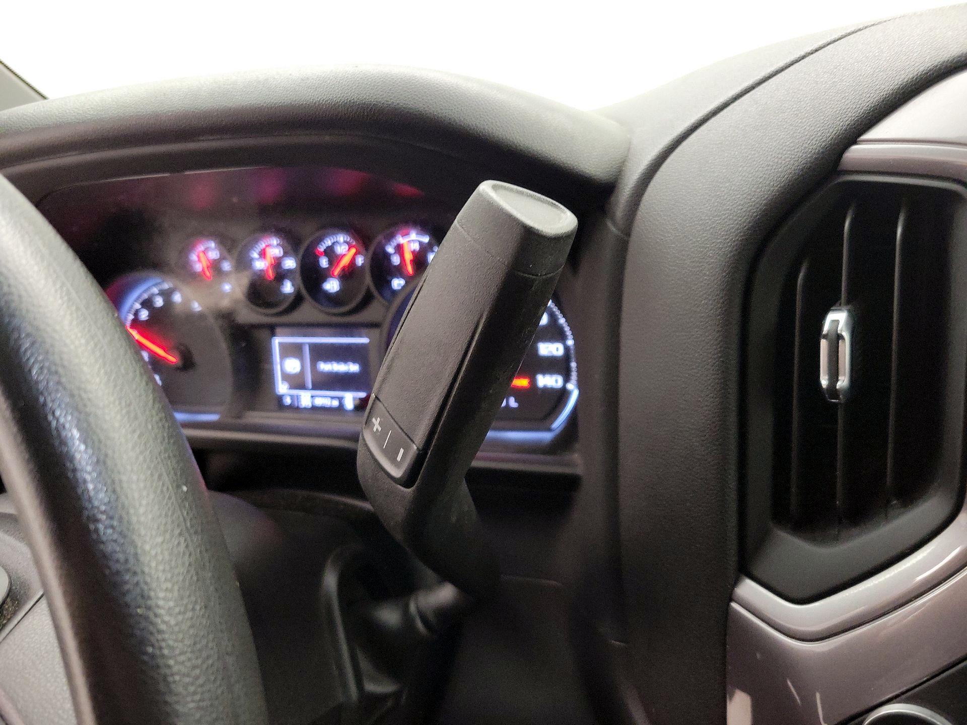 Thumbnail: 2022 Chevrolet Silverado 1500 - 17