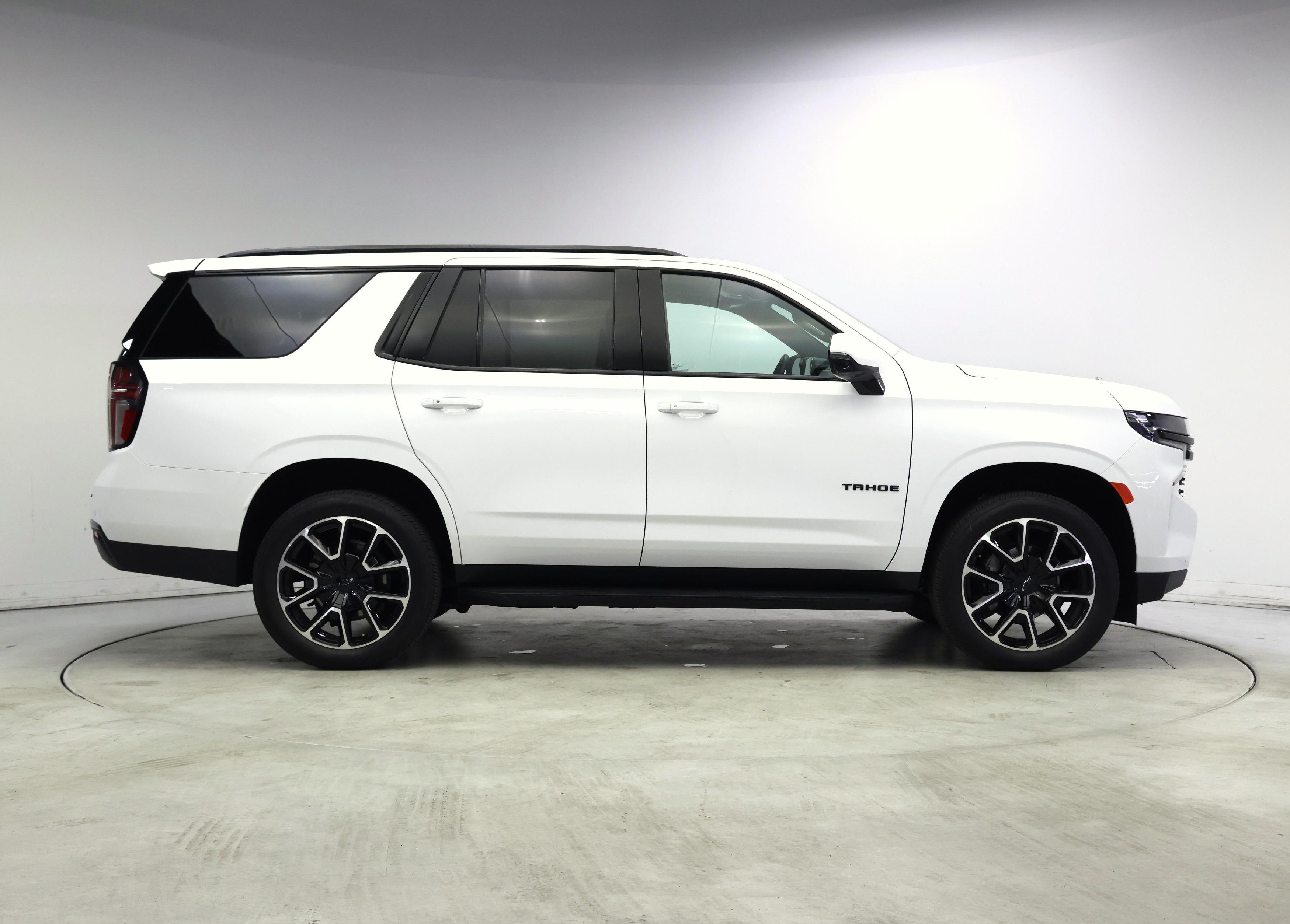 Thumbnail: 2023 Chevrolet Tahoe - 7