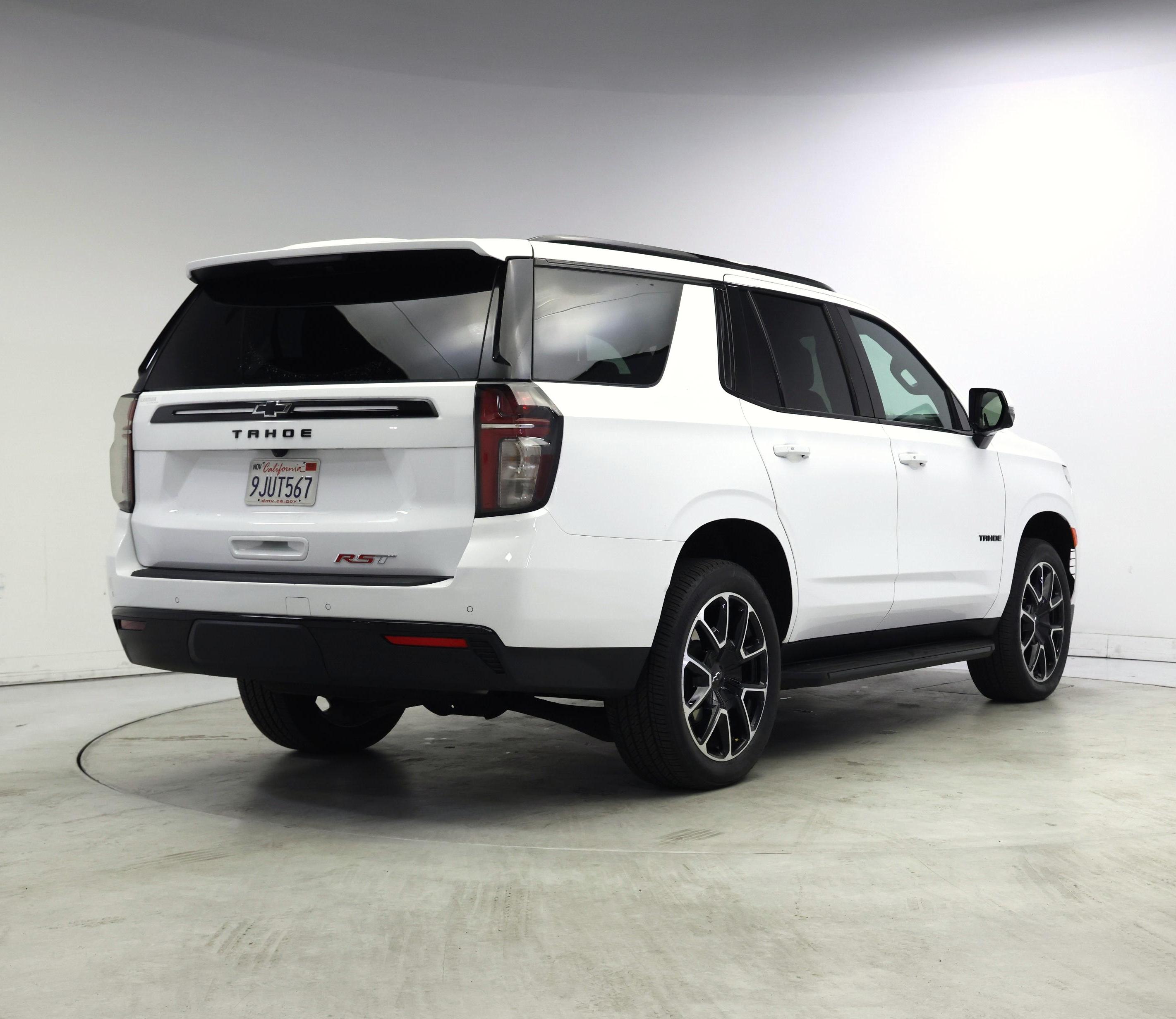 Thumbnail: 2023 Chevrolet Tahoe - 8