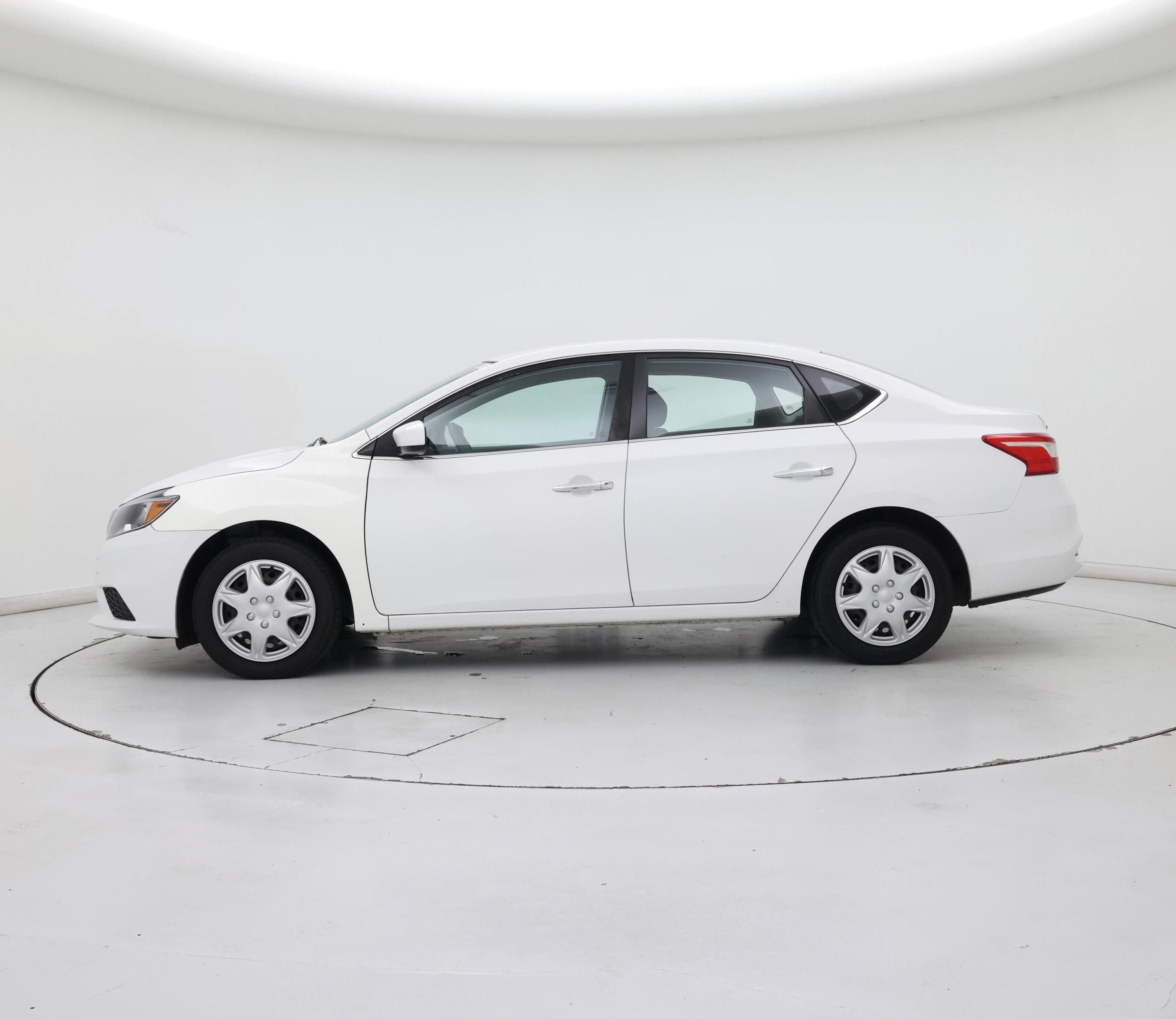 Thumbnail: 2018 Nissan Sentra - 3