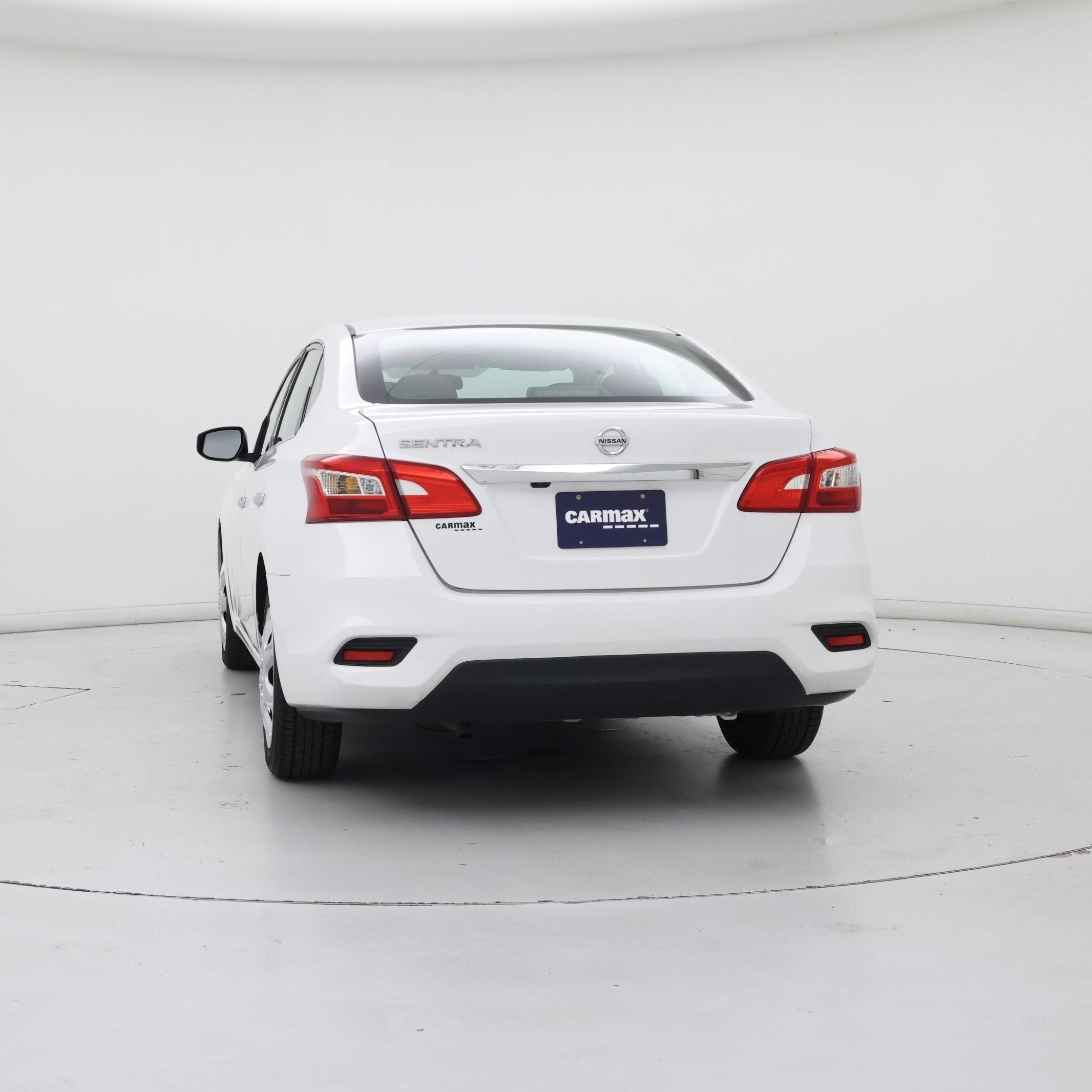 Thumbnail: 2018 Nissan Sentra - 6