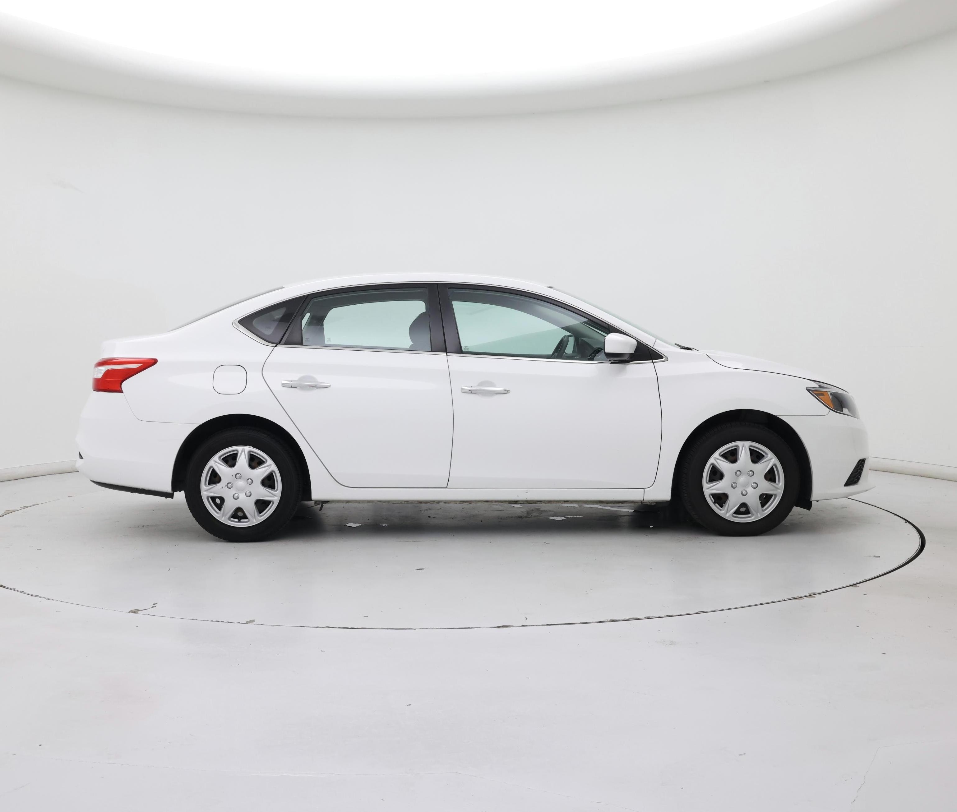 Thumbnail: 2018 Nissan Sentra - 7