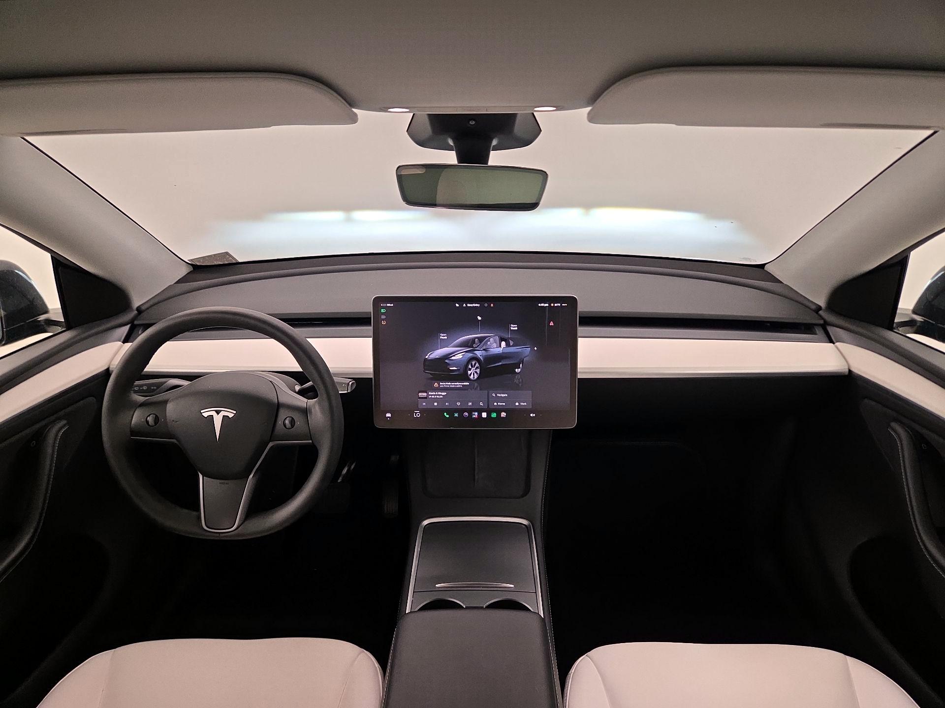 Thumbnail: 2024 Tesla Model Y - 9