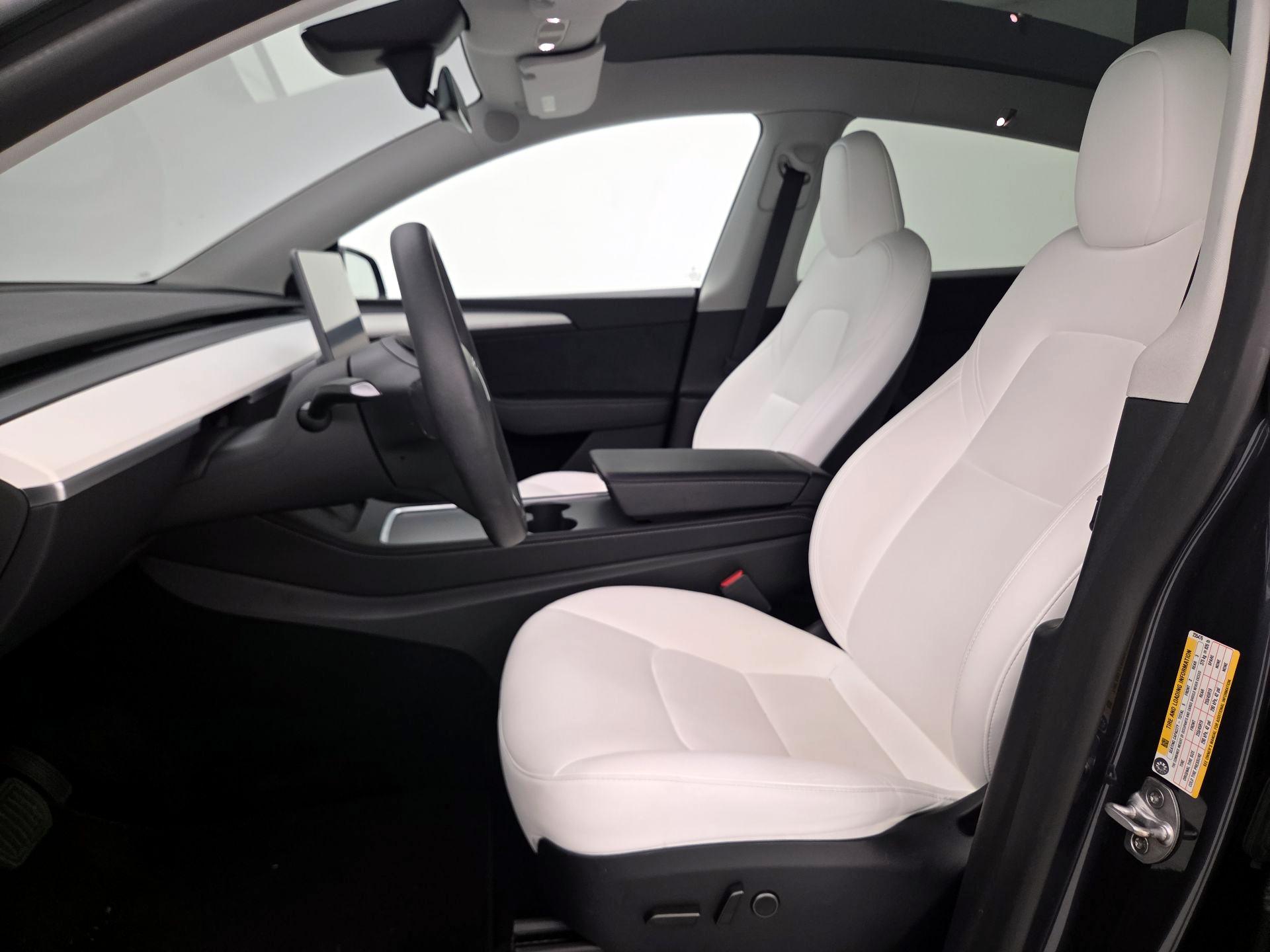 Thumbnail: 2024 Tesla Model Y - 11