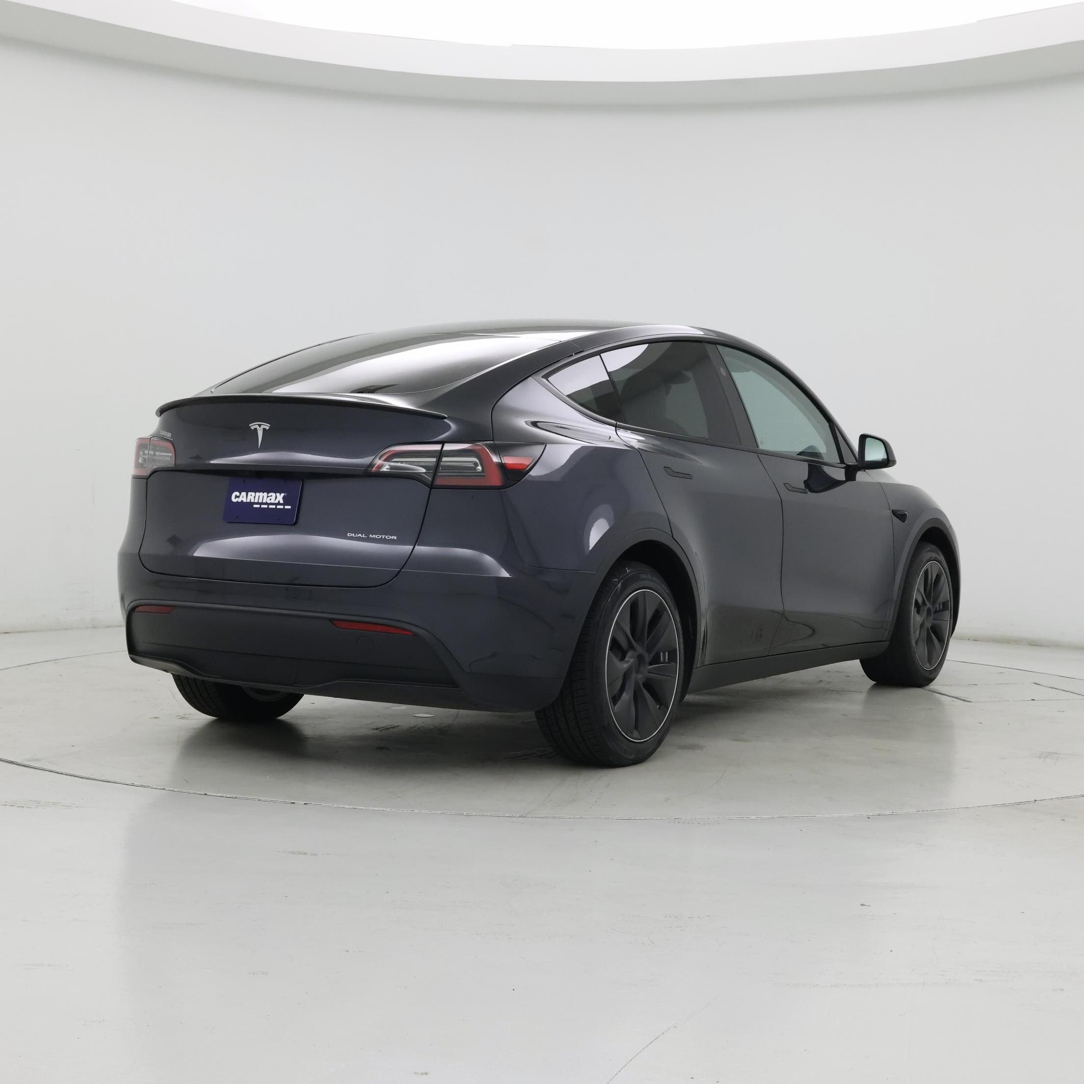 Thumbnail: 2024 Tesla Model Y - 8