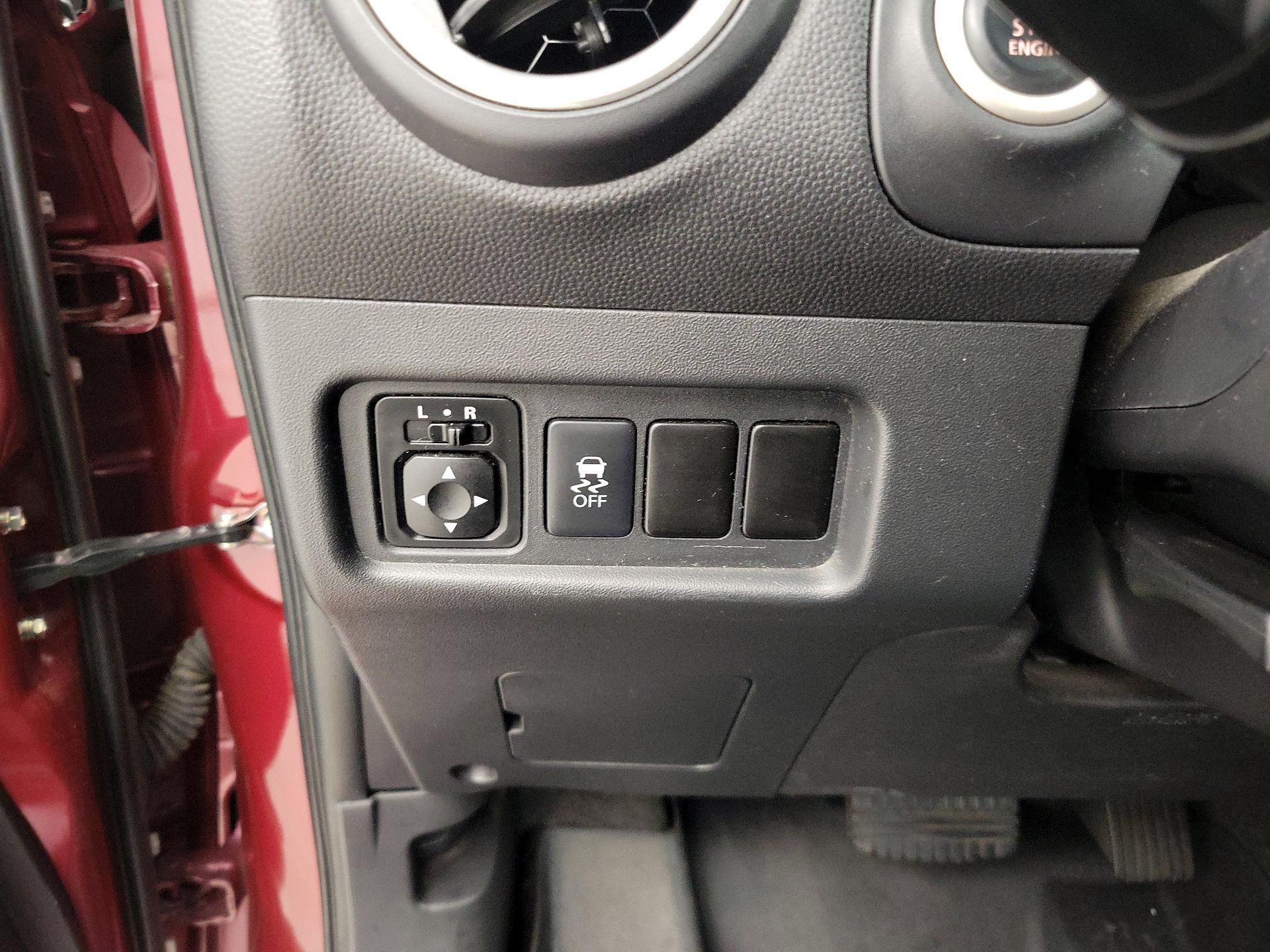 Thumbnail: 2017 Mitsubishi Mirage - 13