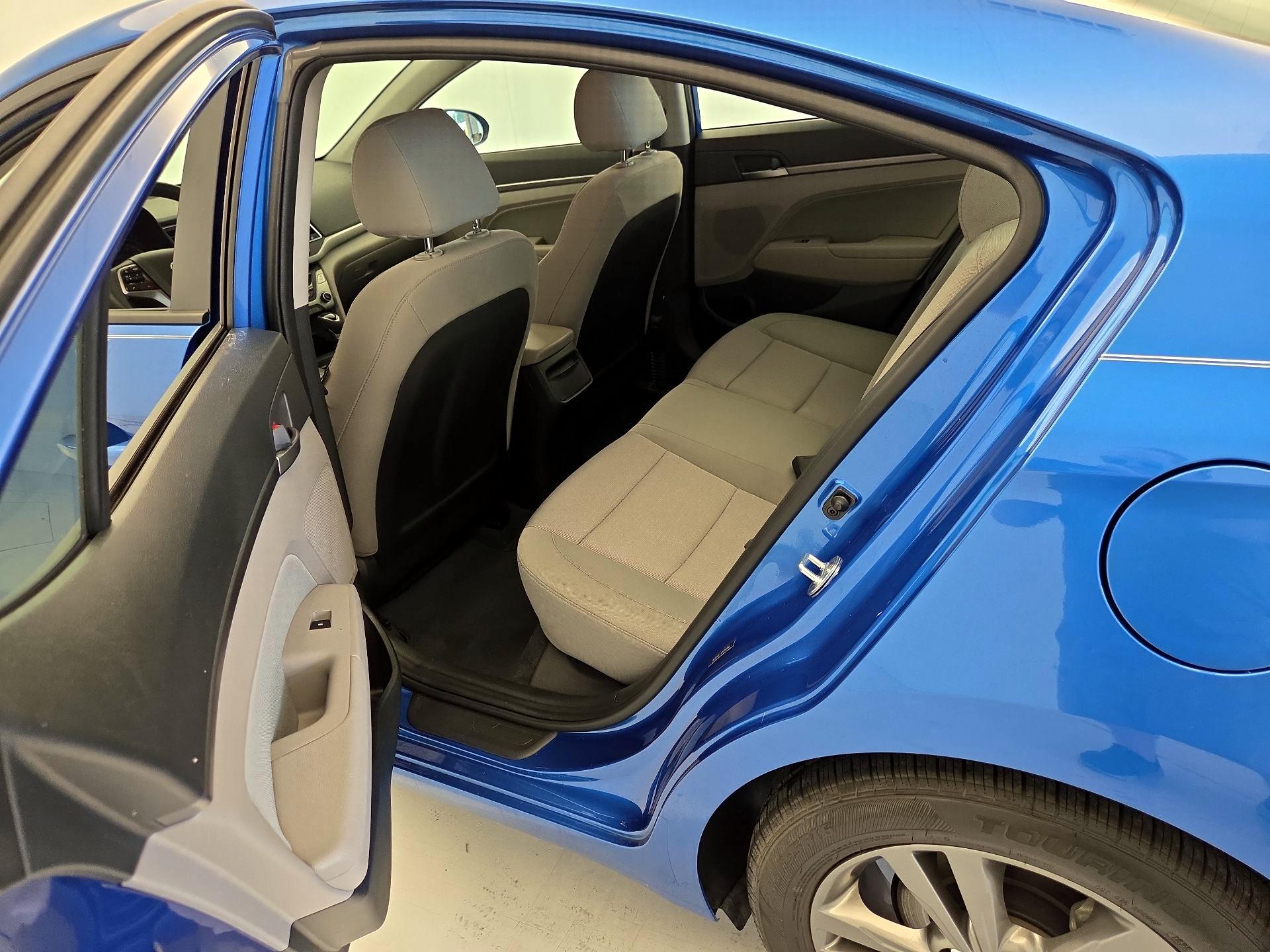 Thumbnail: 2018 Hyundai Elantra - 19