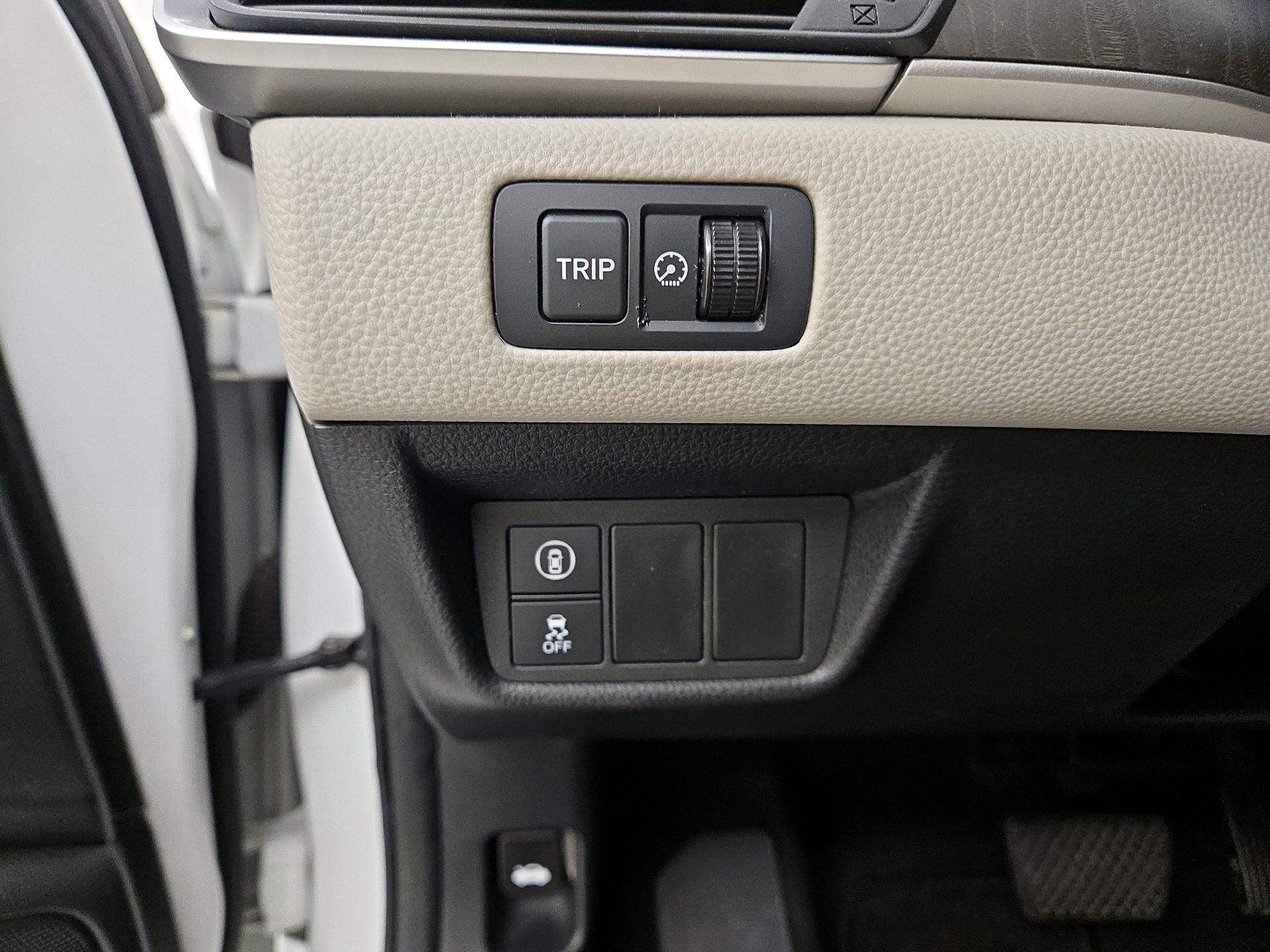 Thumbnail: 2019 Honda Accord - 13