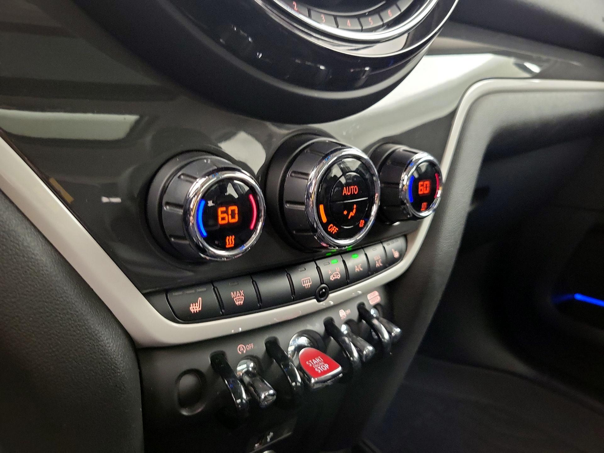 Thumbnail: 2020 MINI Cooper Countryman - 16