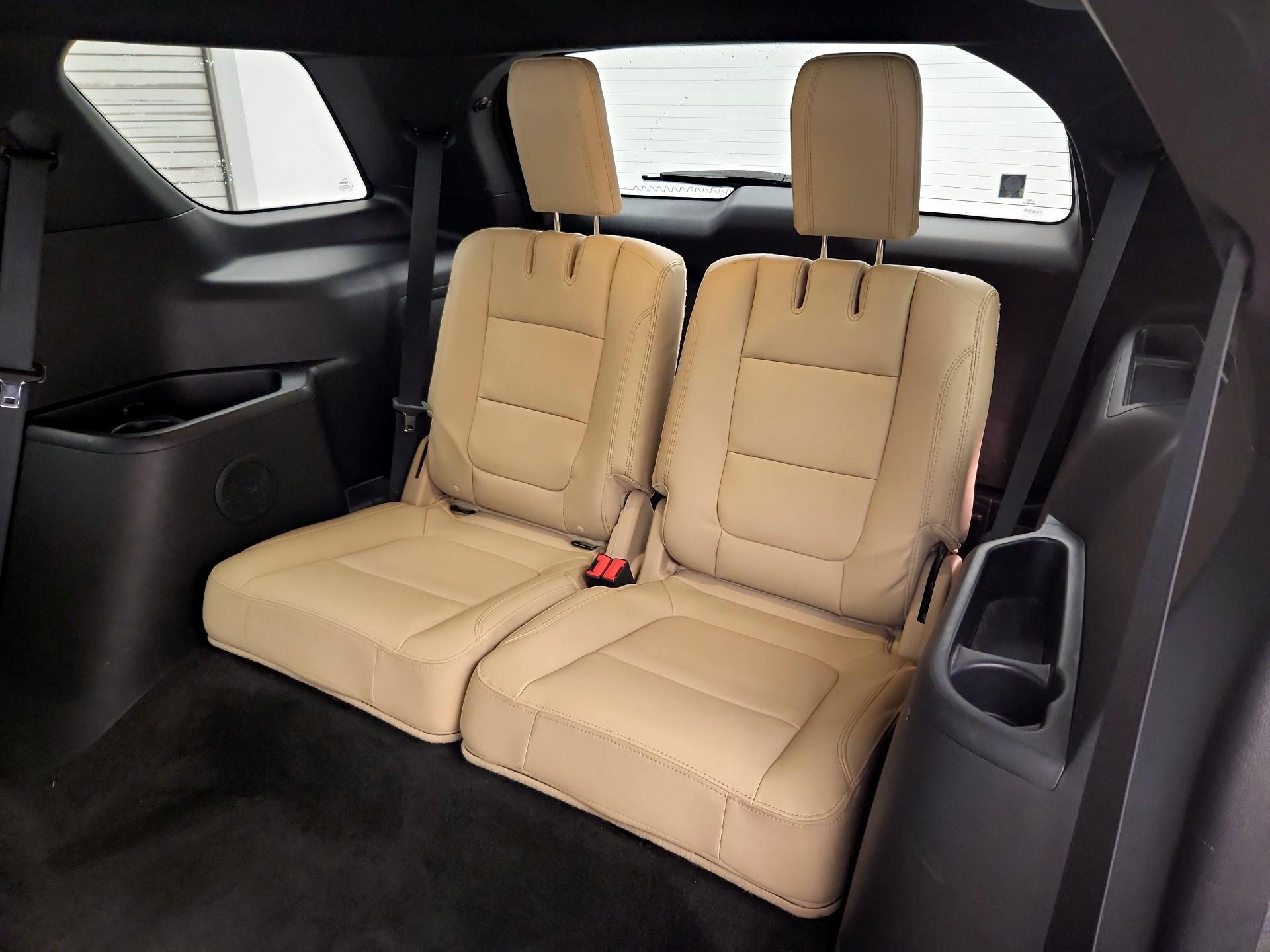 Thumbnail: 2016 Ford Explorer - 20