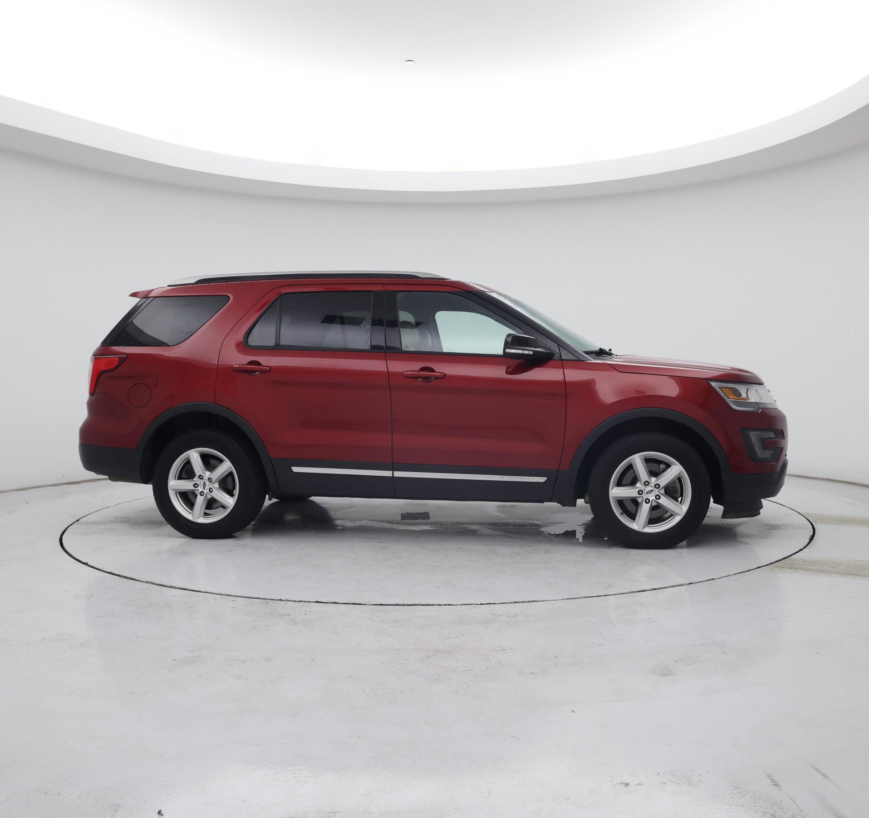 Thumbnail: 2016 Ford Explorer - 7