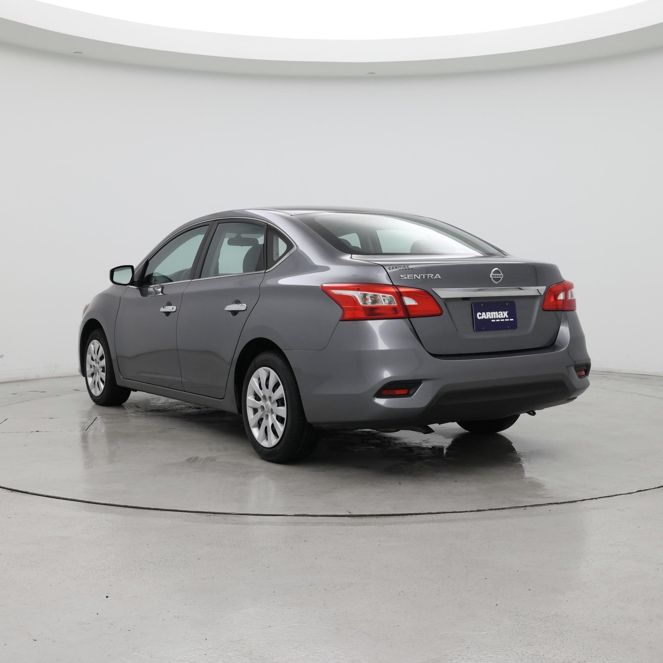 Thumbnail: 2018 Nissan Sentra - 2