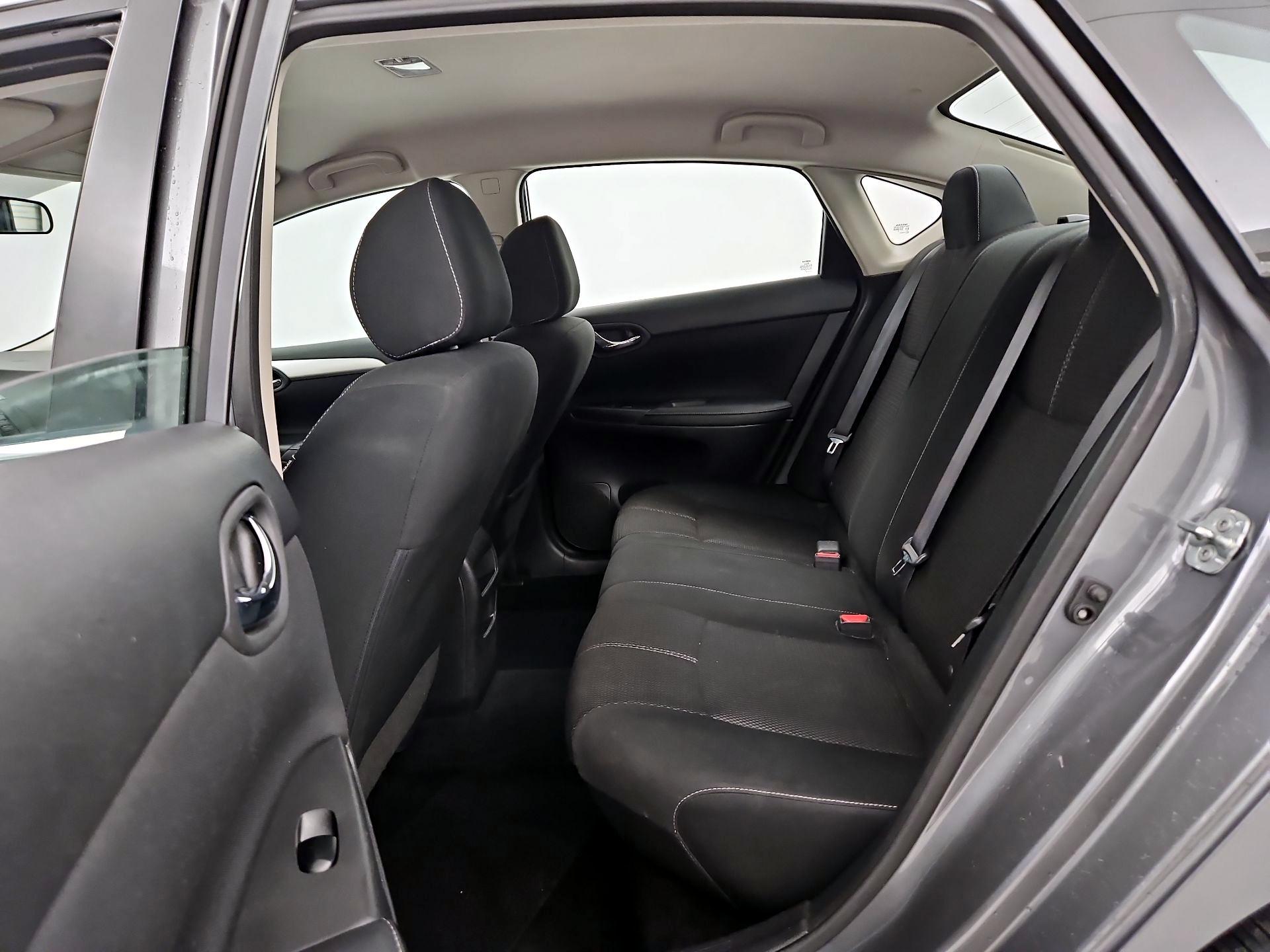 Thumbnail: 2018 Nissan Sentra - 19