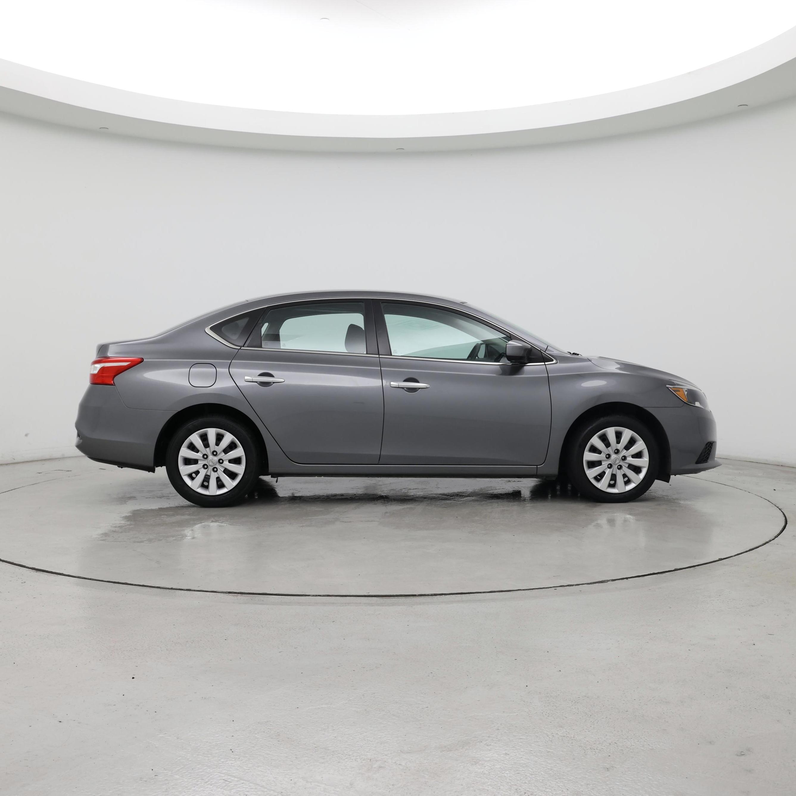 Thumbnail: 2018 Nissan Sentra - 7