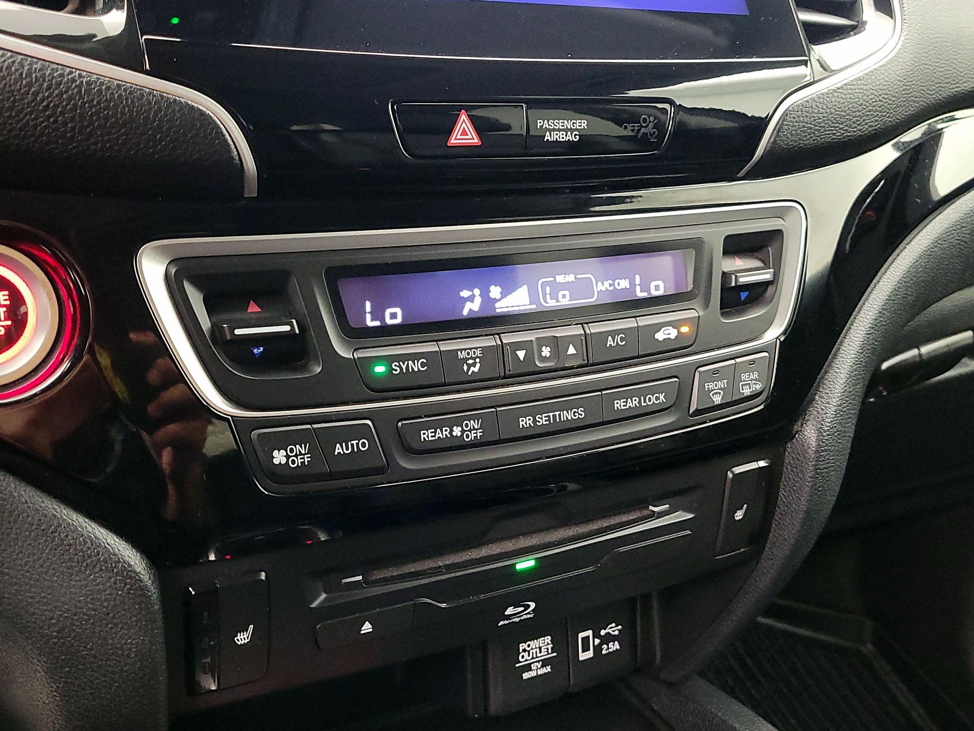 Thumbnail: 2021 Honda Pilot - 17