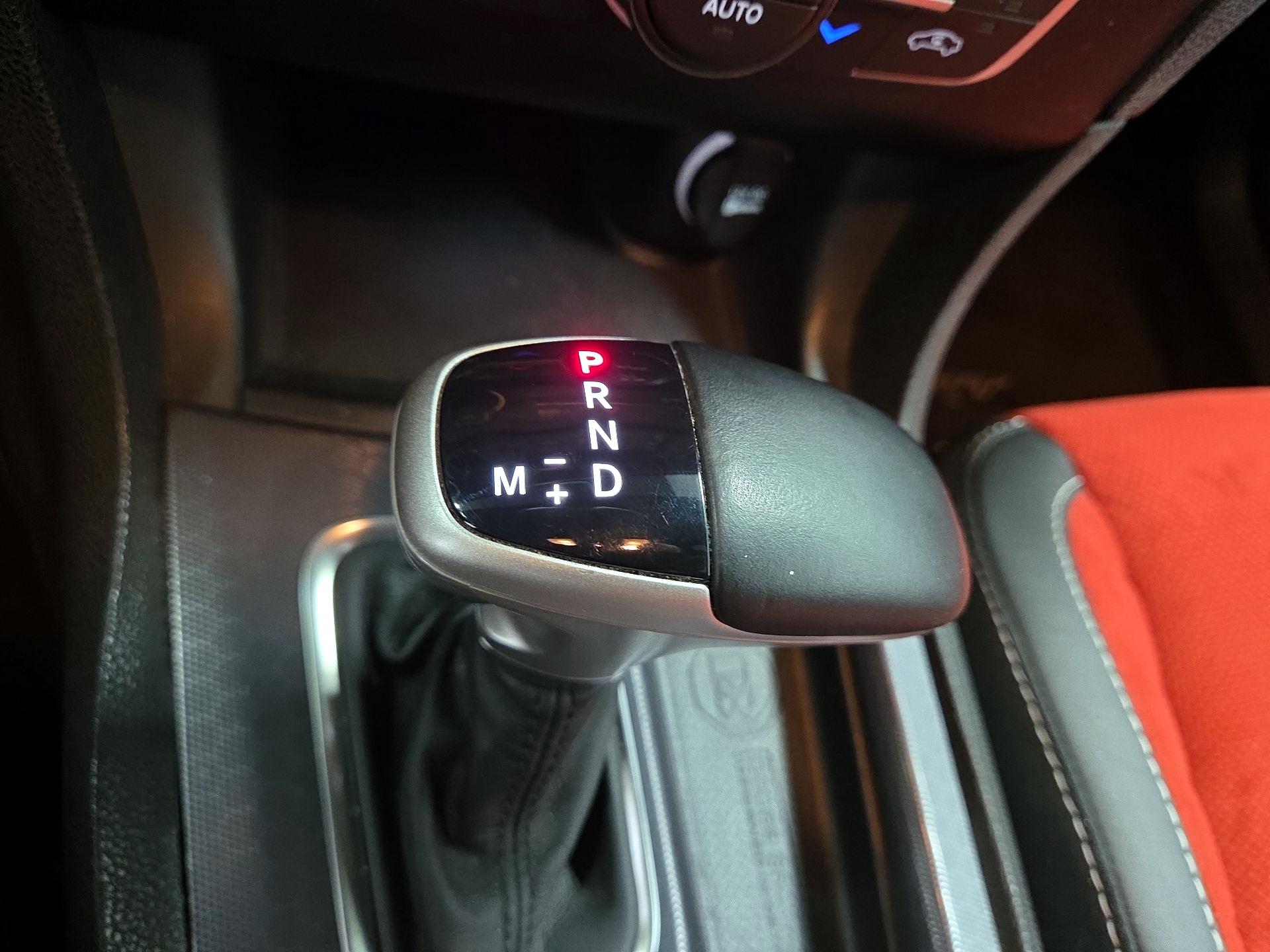 Thumbnail: 2016 Dodge Charger - 16