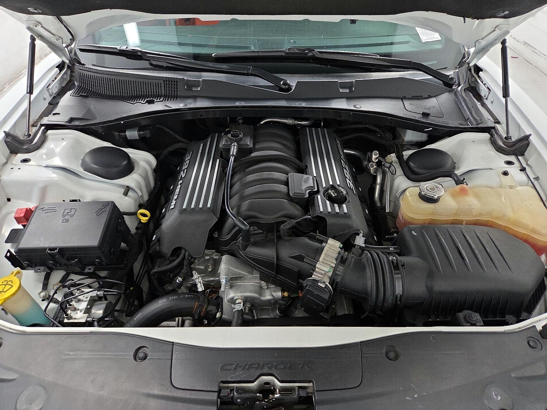 Thumbnail: 2016 Dodge Charger - 18