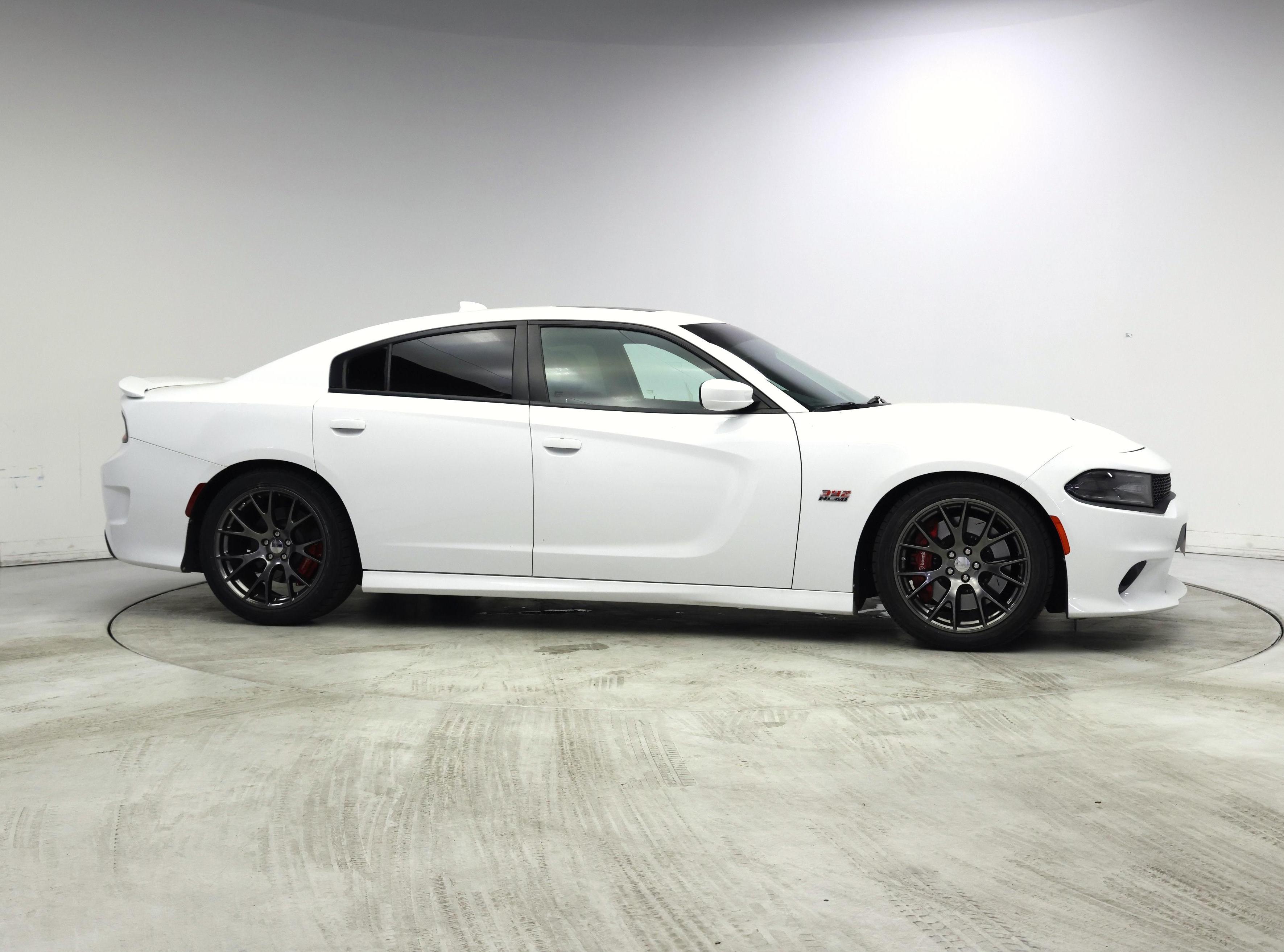 Thumbnail: 2016 Dodge Charger - 3