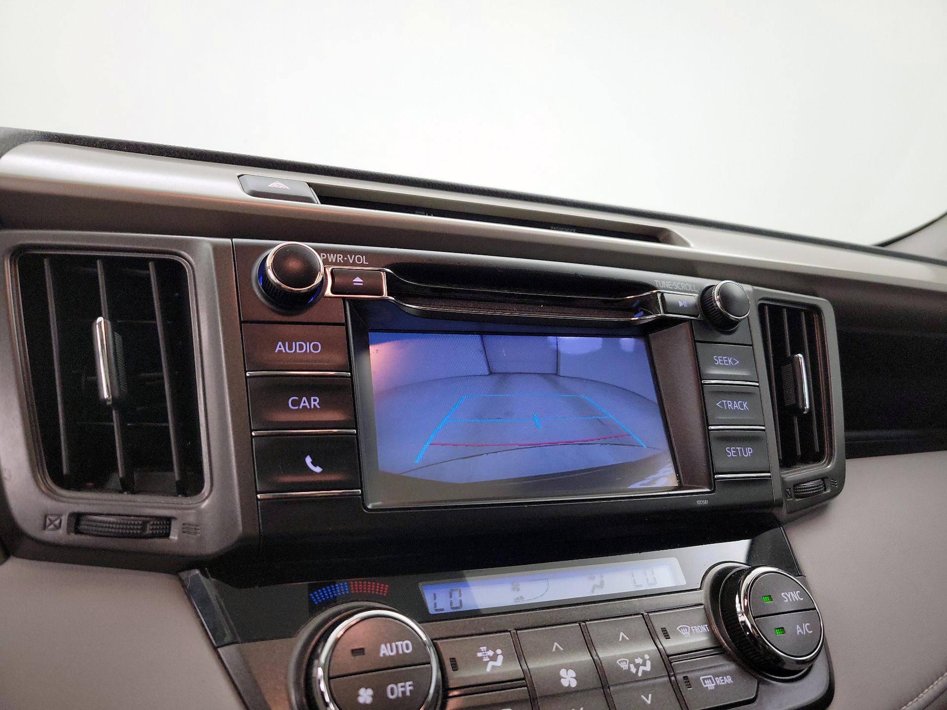 Thumbnail: 2015 Toyota RAV4 - 14