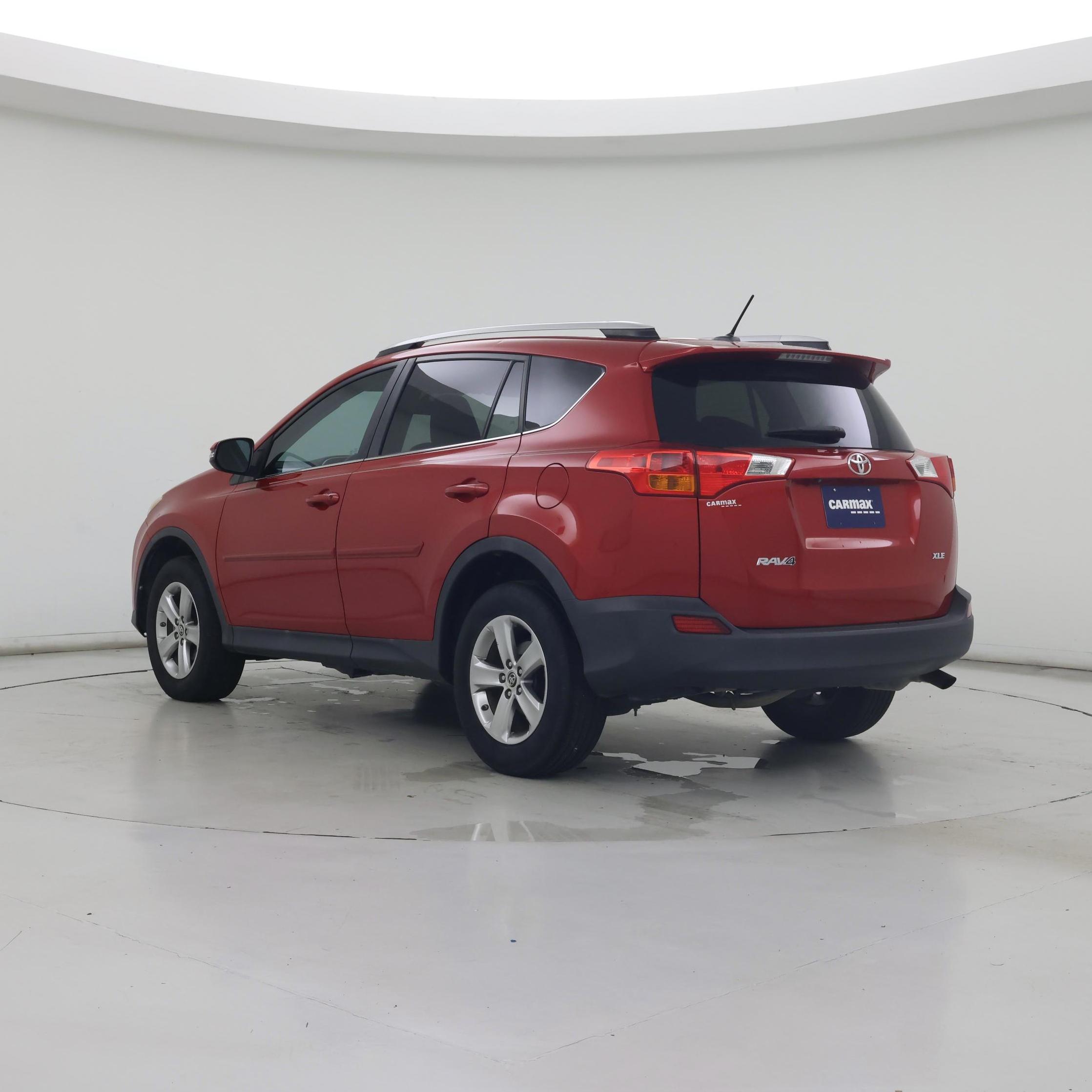 Thumbnail: 2015 Toyota RAV4 - 2