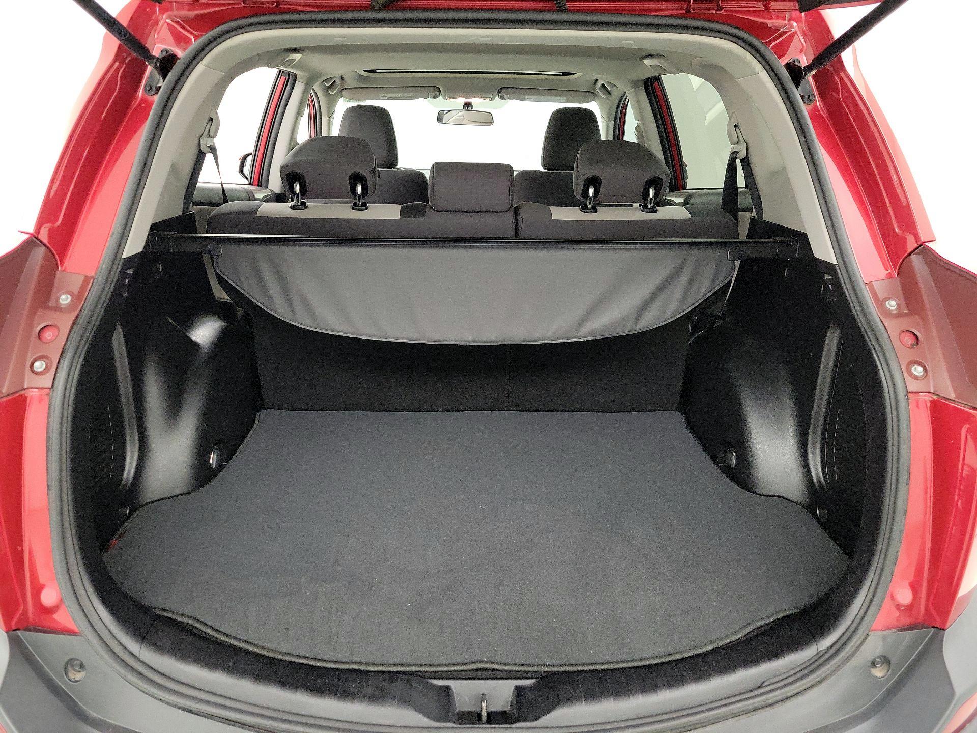 Thumbnail: 2015 Toyota RAV4 - 20