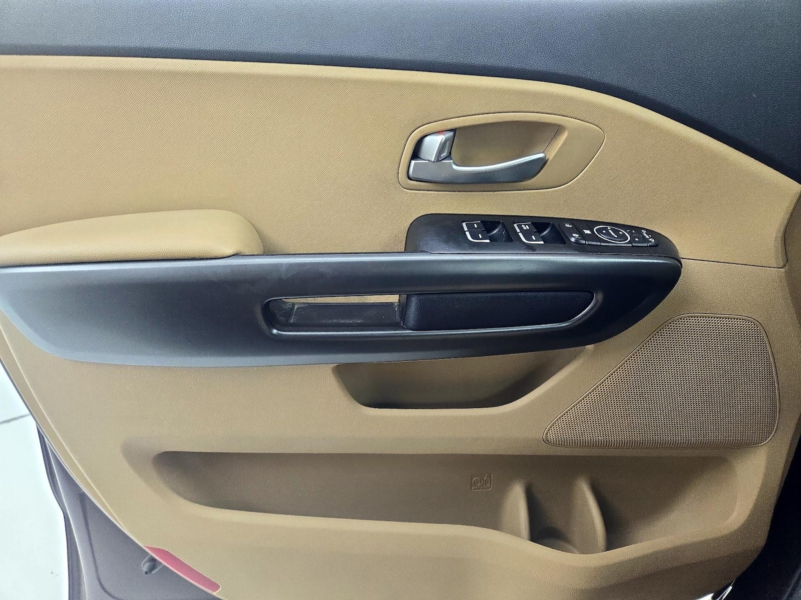 2015 Kia Sedona LX - Photo 13