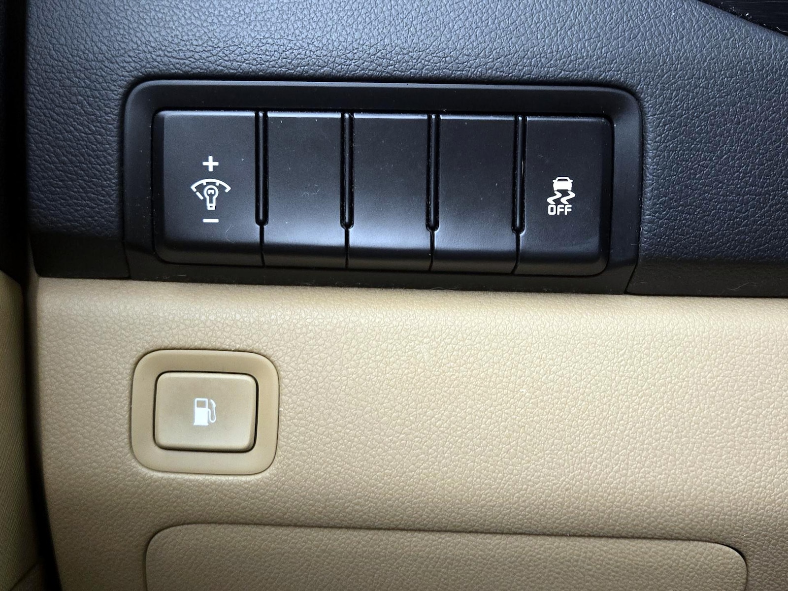 2015 Kia Sedona LX - Photo 14
