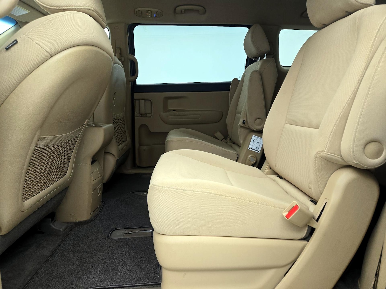 2015 Kia Sedona LX - Photo 20