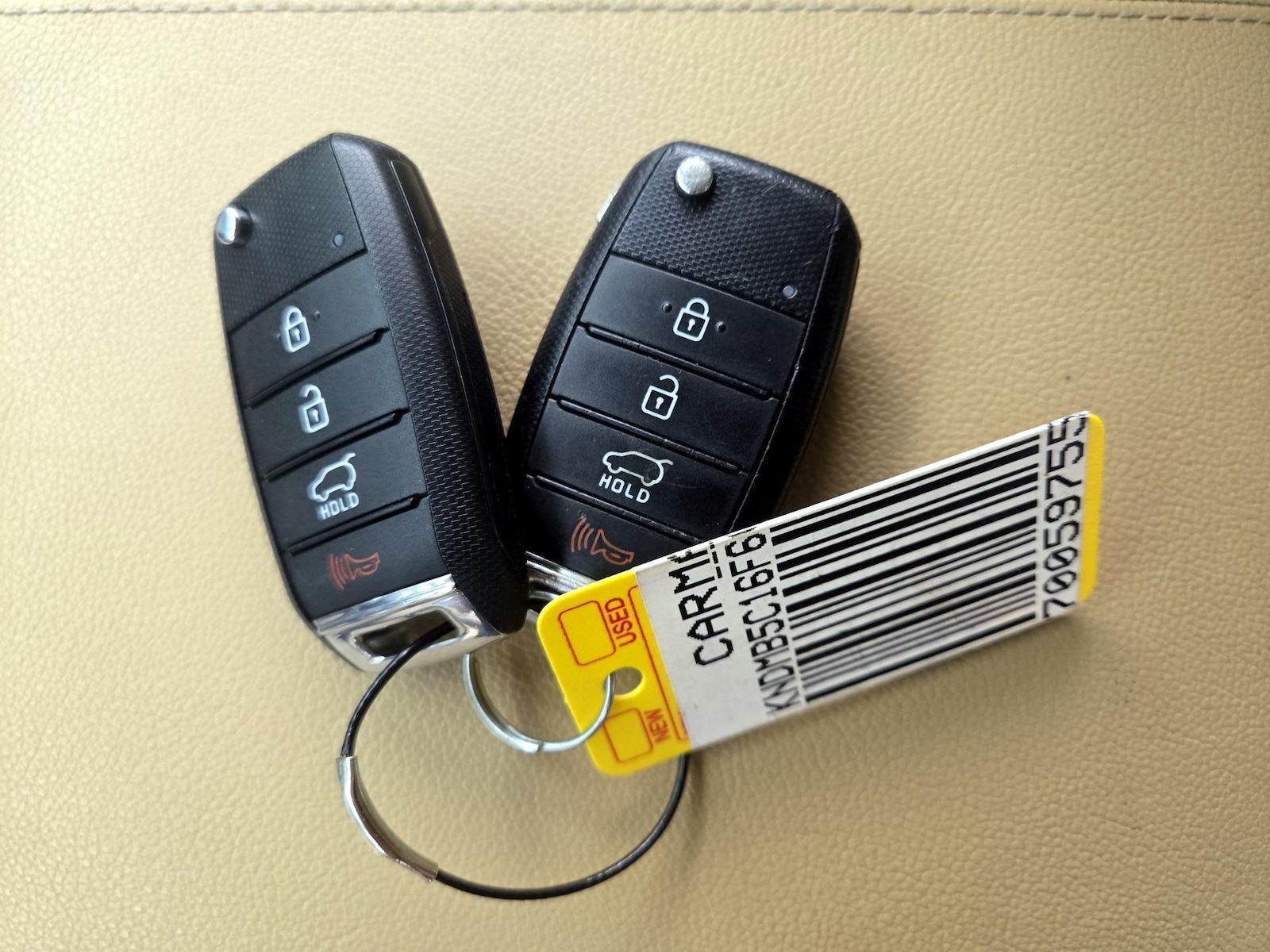 2015 Kia Sedona LX - Photo 24