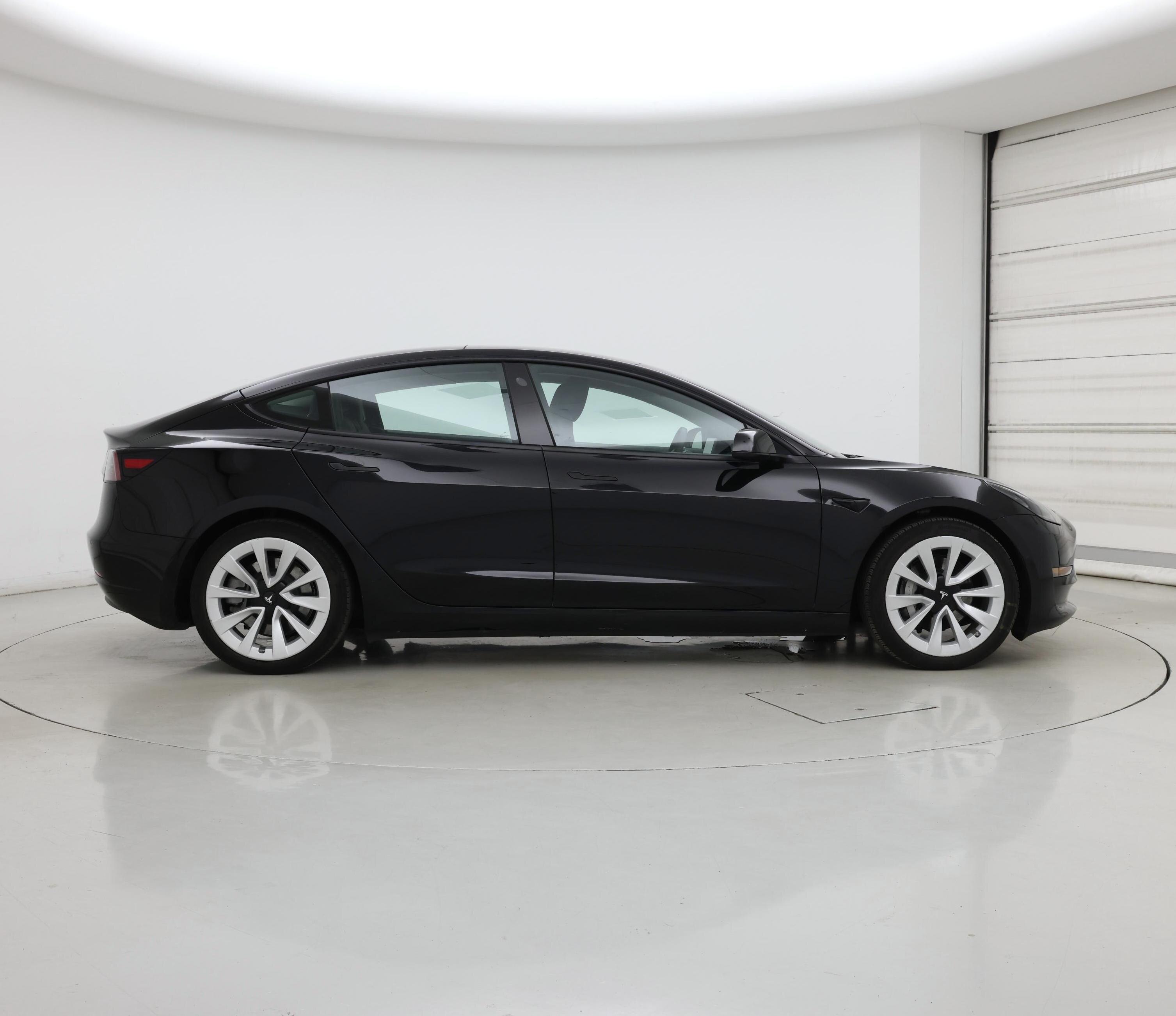 Thumbnail: 2022 Tesla Model 3 - 7