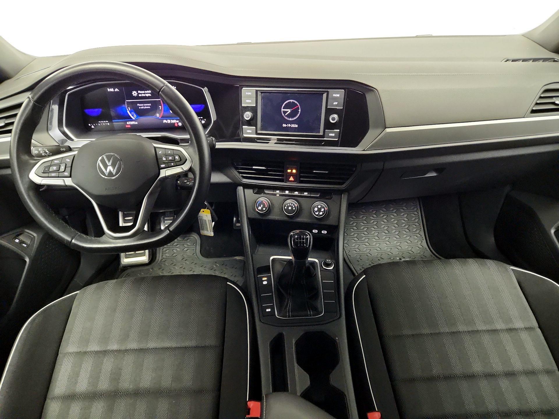 Thumbnail: 2023 Volkswagen Jetta - 9