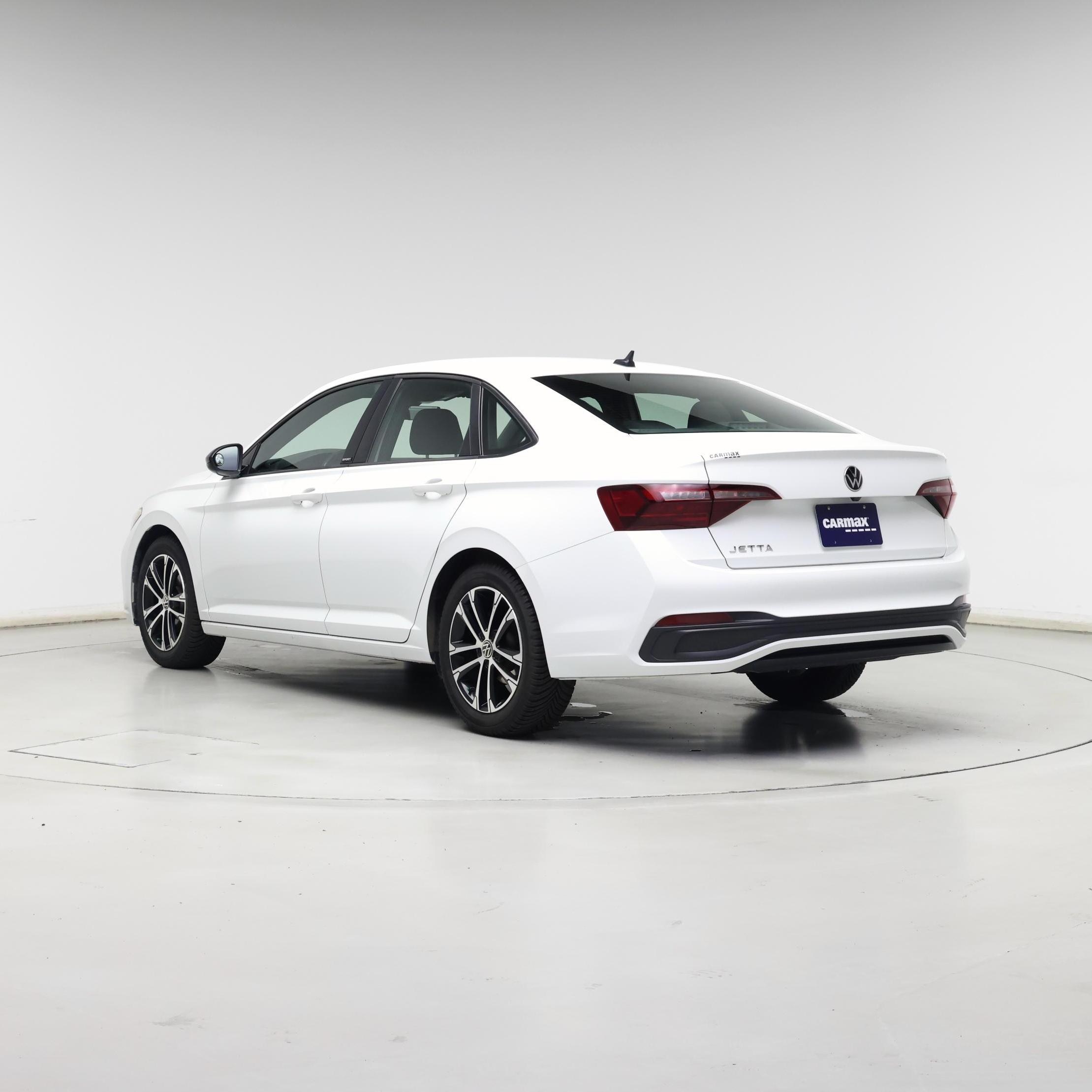 Thumbnail: 2023 Volkswagen Jetta - 2