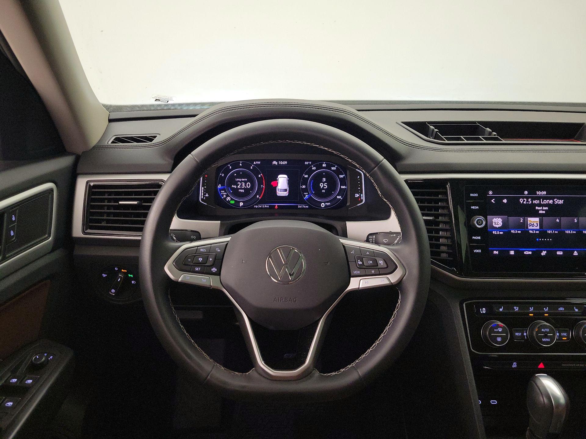 Thumbnail: 2023 Volkswagen Atlas - 10